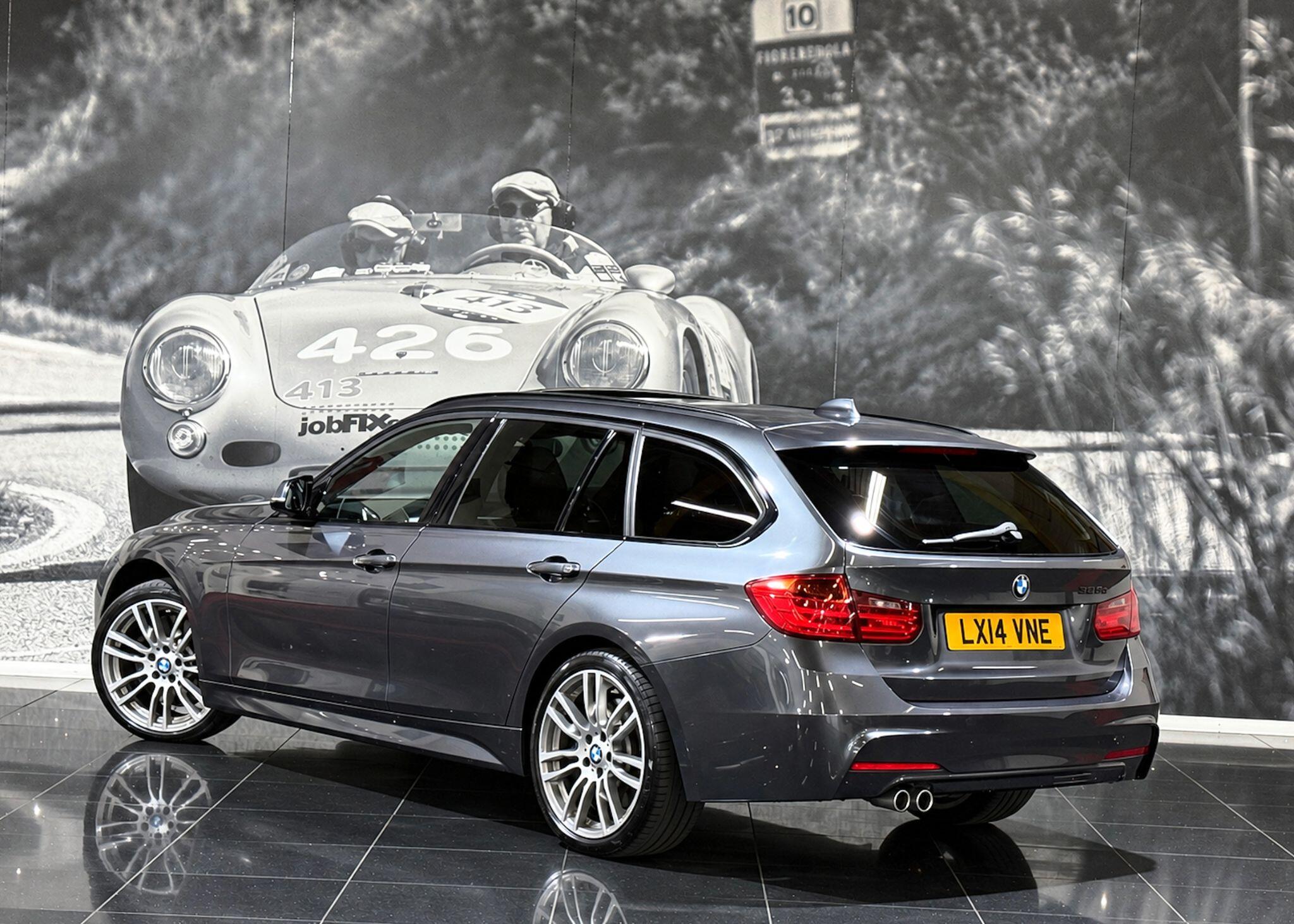 BMW 3 Series view 3
