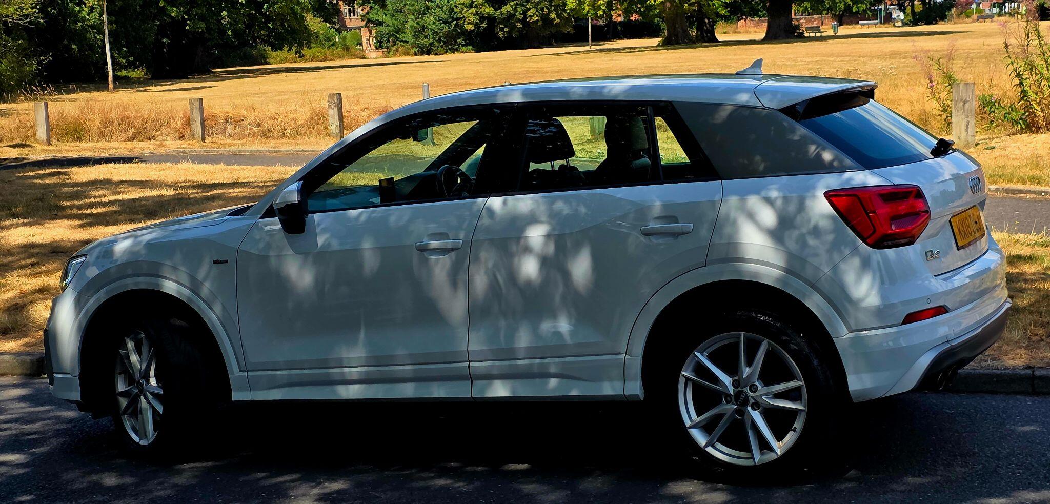 Audi Q2 view 24