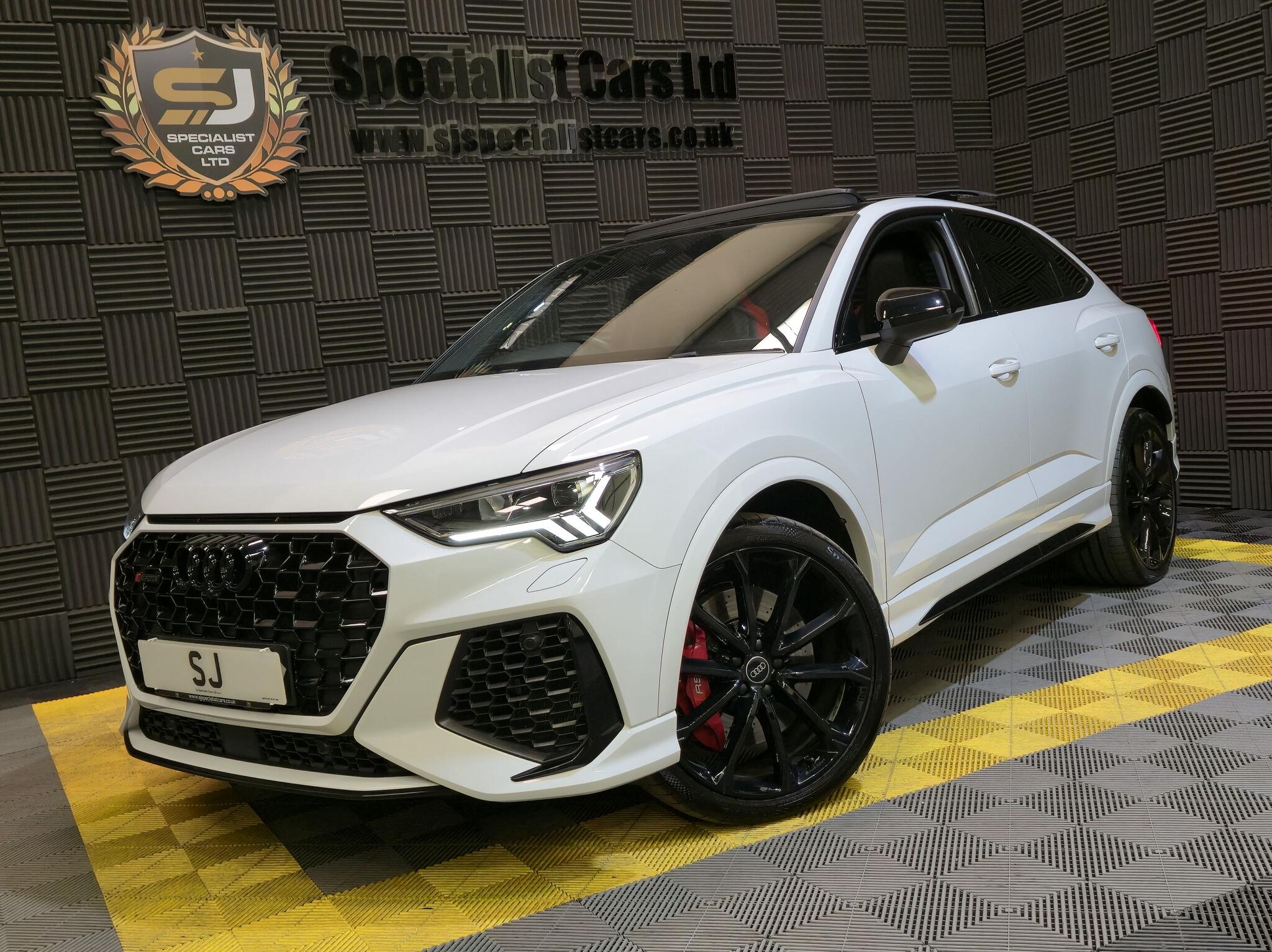 Audi RS Q3 view 2