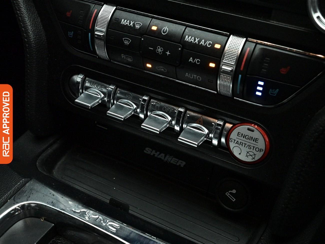 Ford Mustang view 15