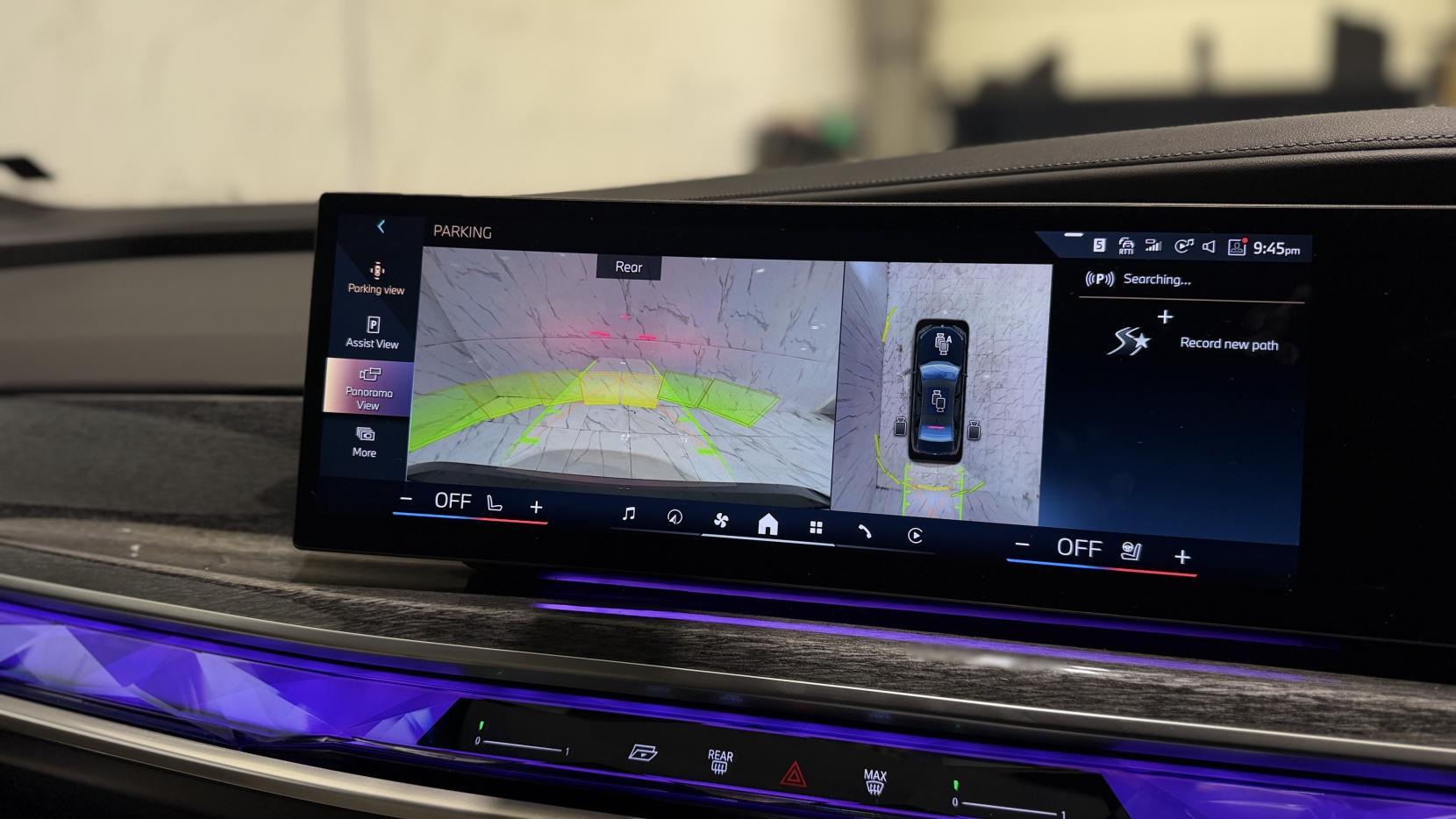 BMW i7 view 16