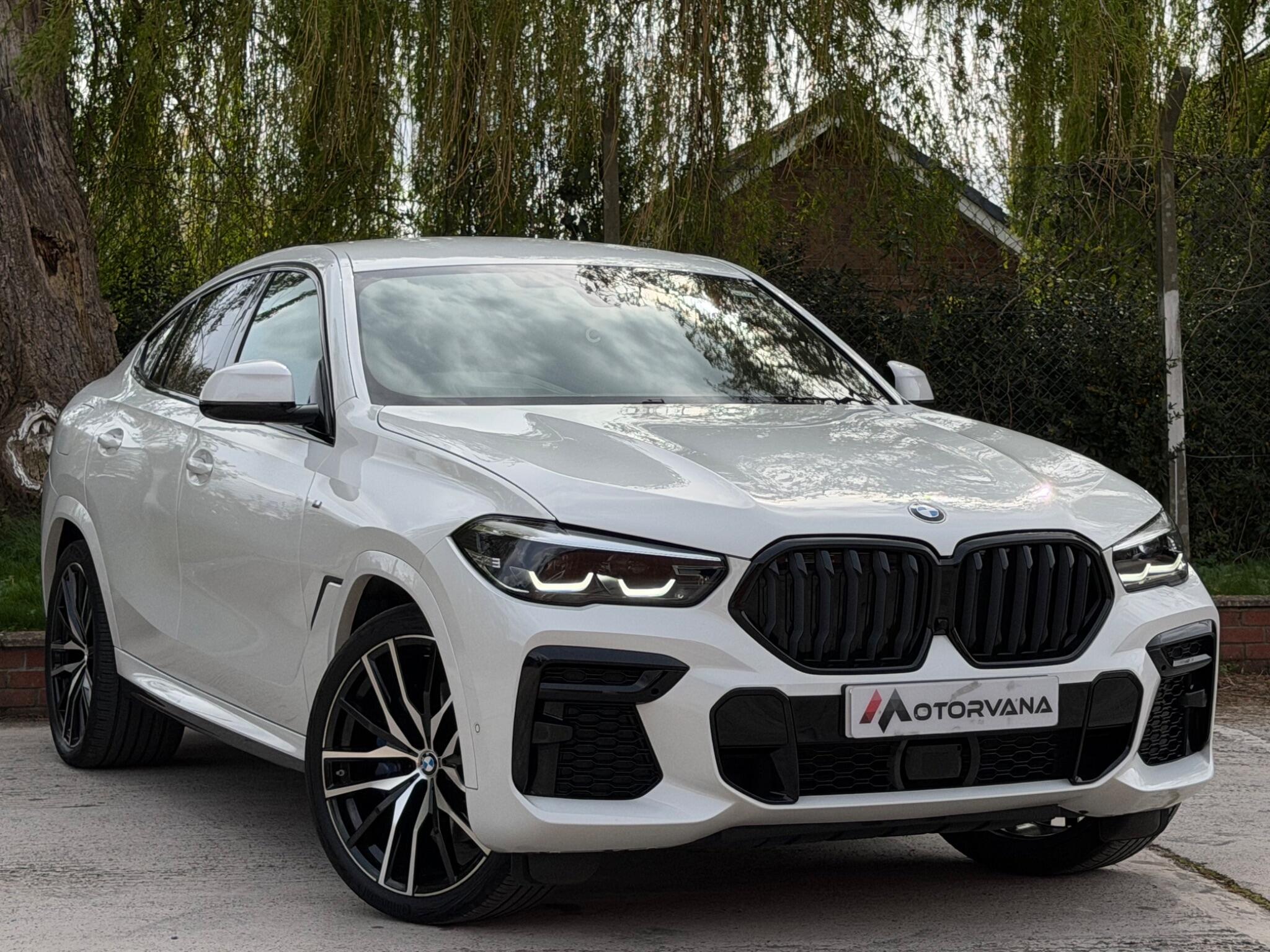 2022 BMW X6 in White for sale