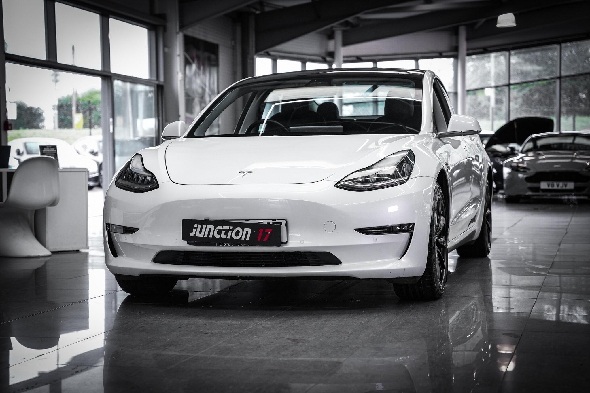 Tesla Model 3 view 13