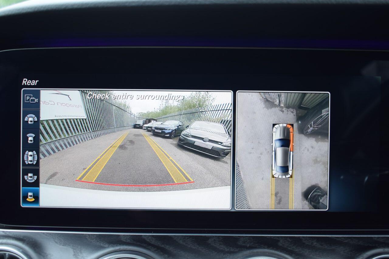 Mercedes-Benz E-Class view 42