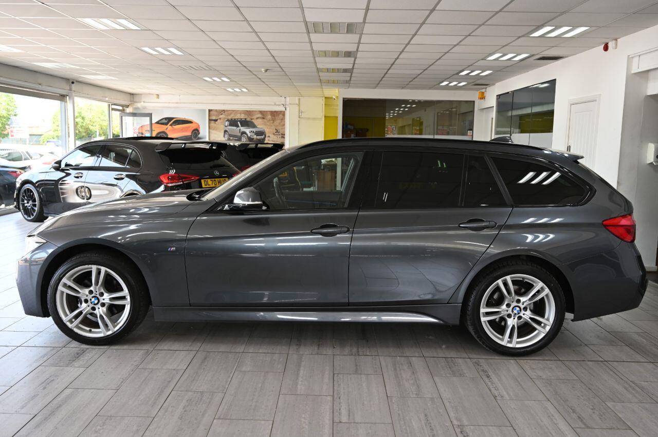 BMW 3 Series view 4