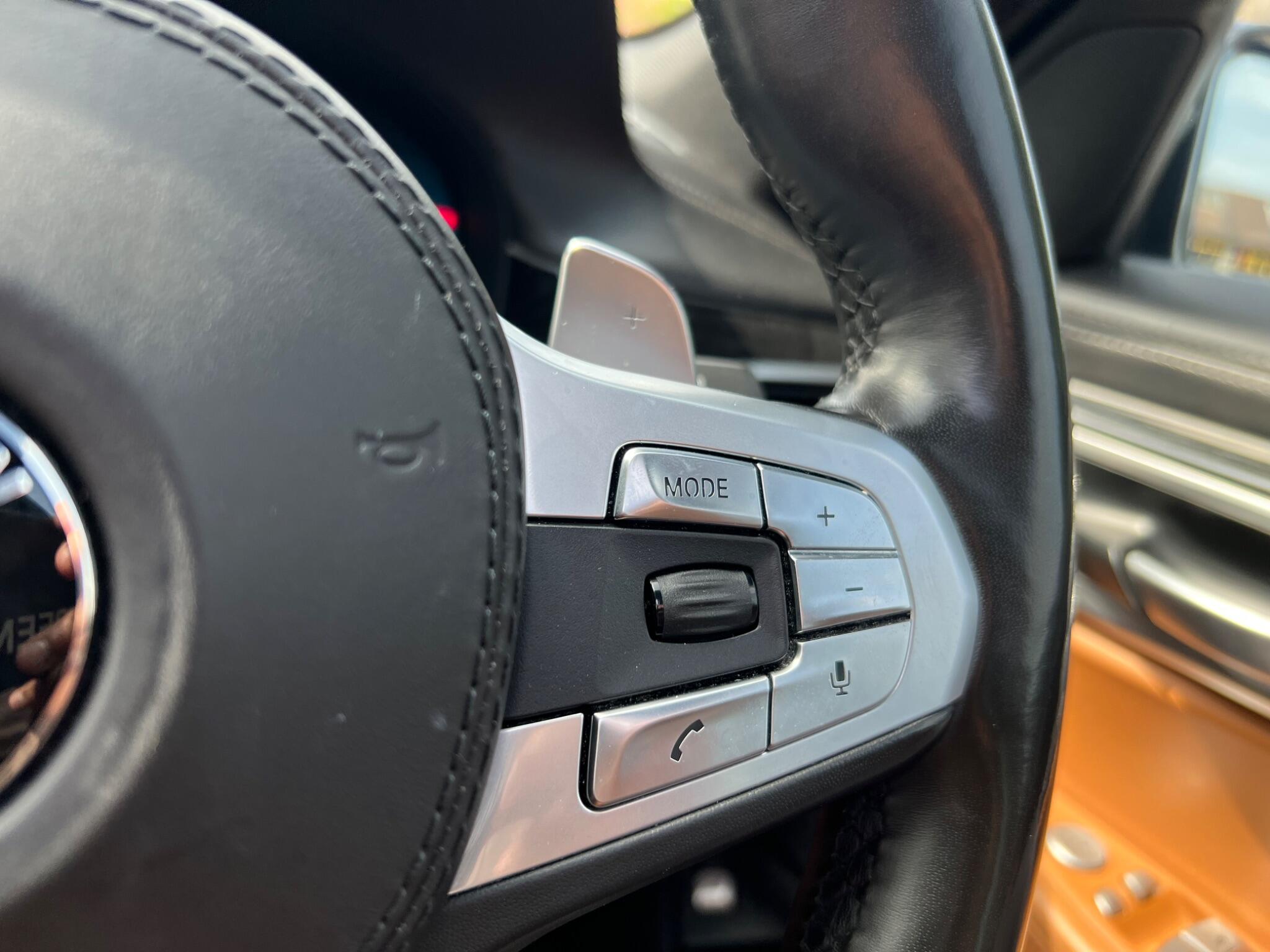 BMW 7 Series view 48