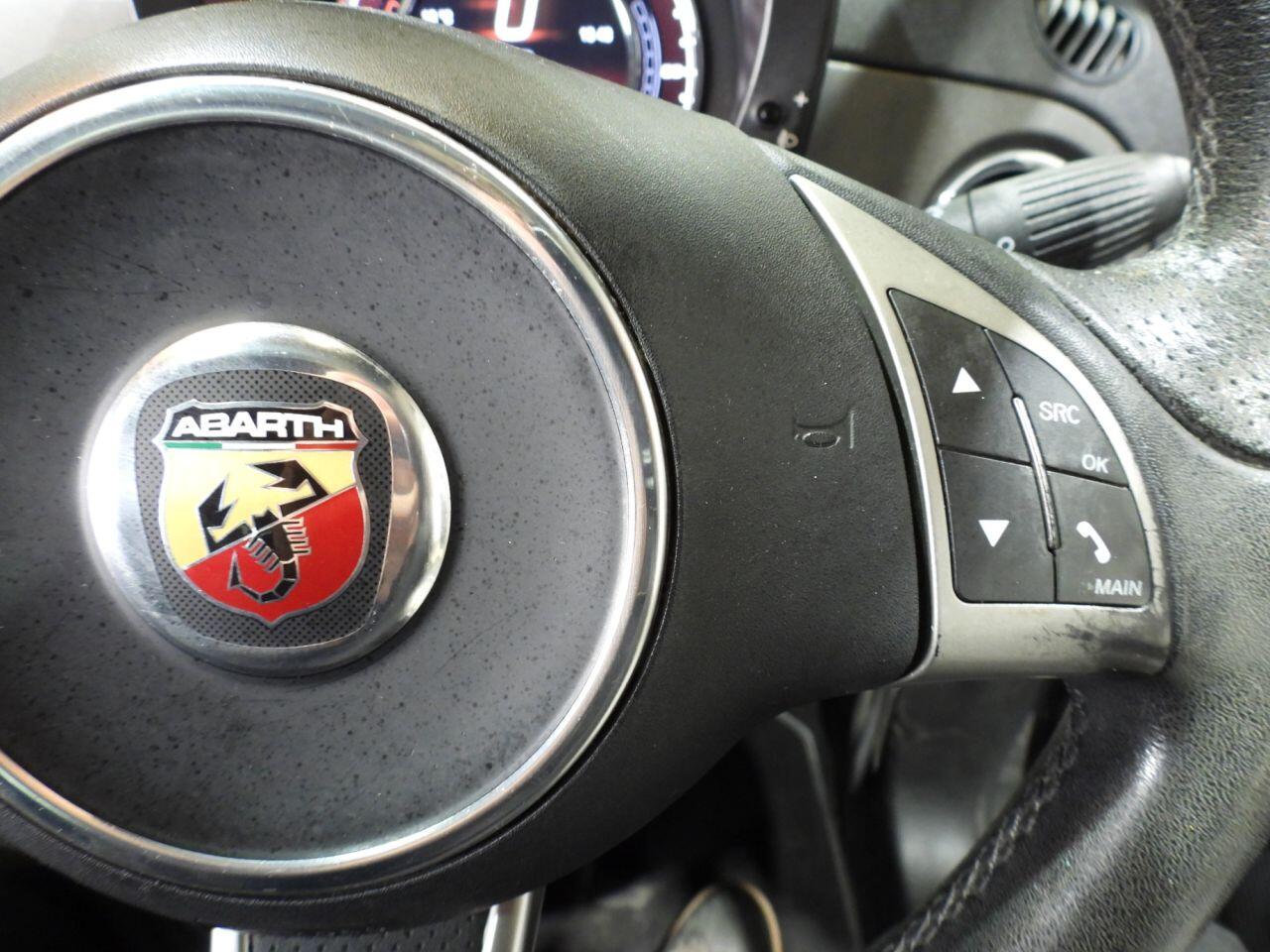 Abarth 595 view 22
