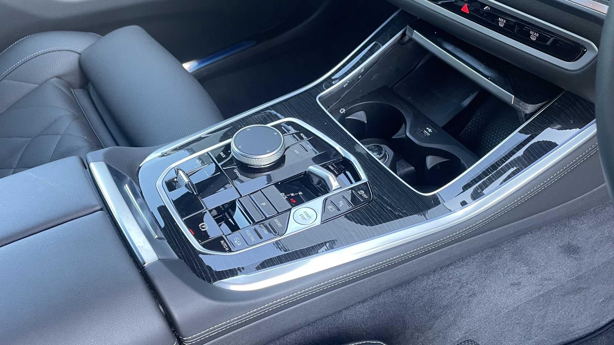 BMW X5 view 7