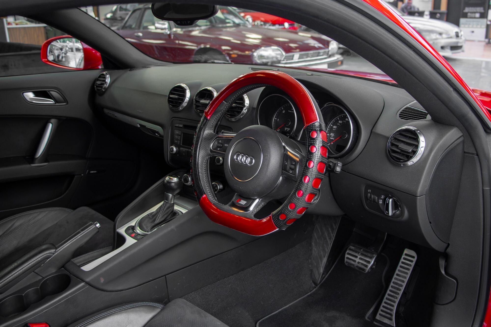 Audi TT view 27