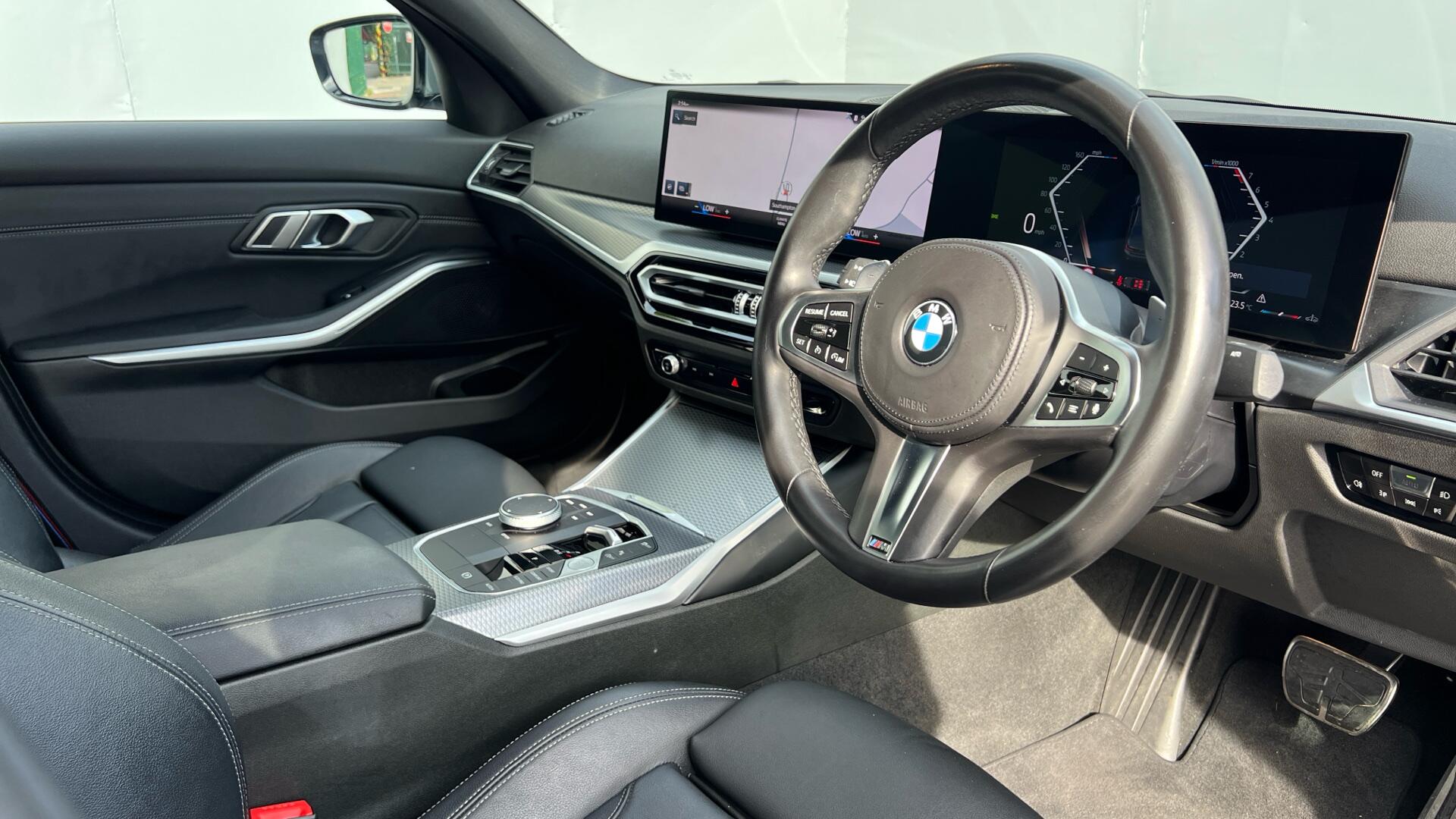 BMW 3 Series view 7