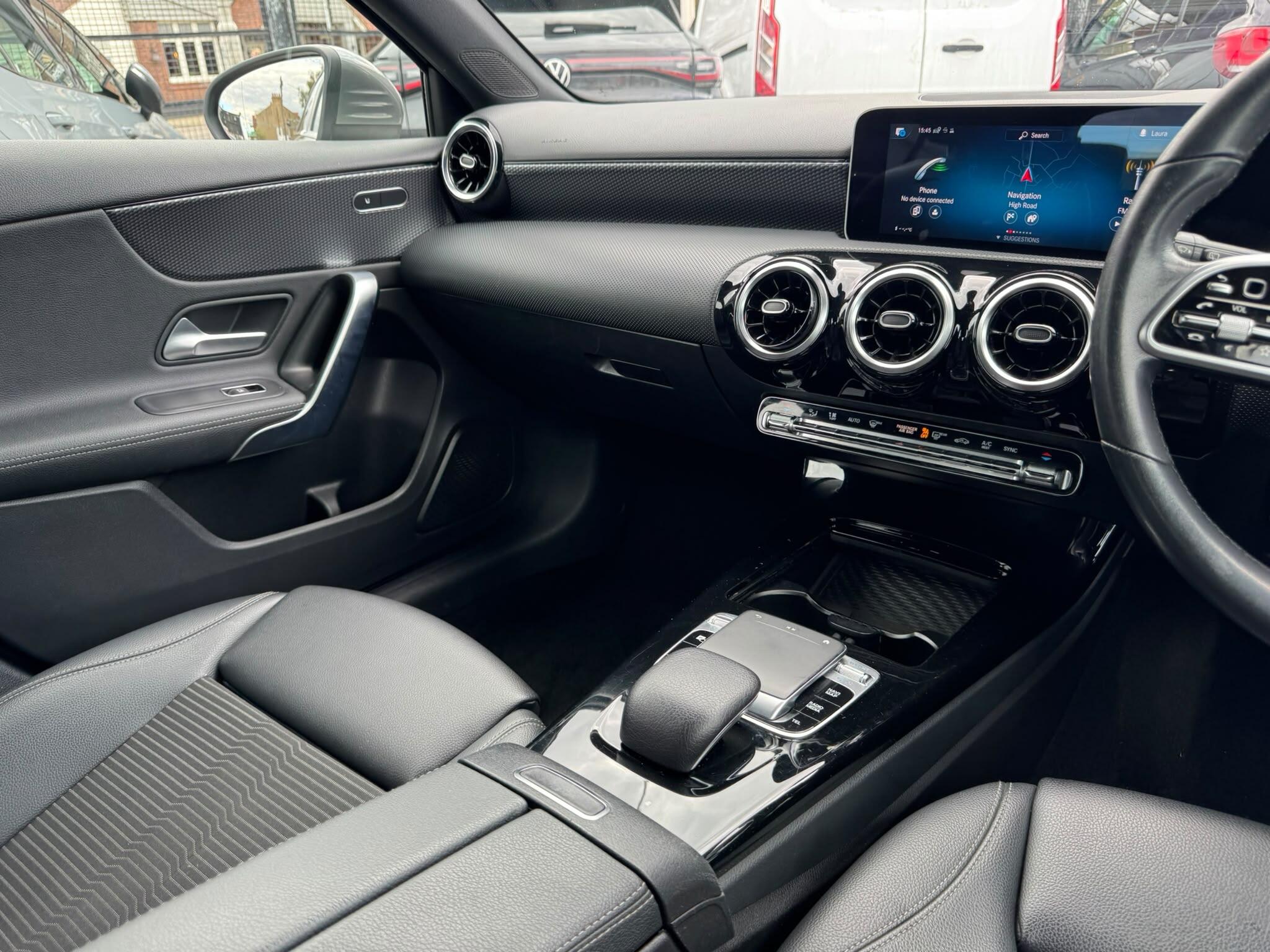 Mercedes-Benz A-Class view 41