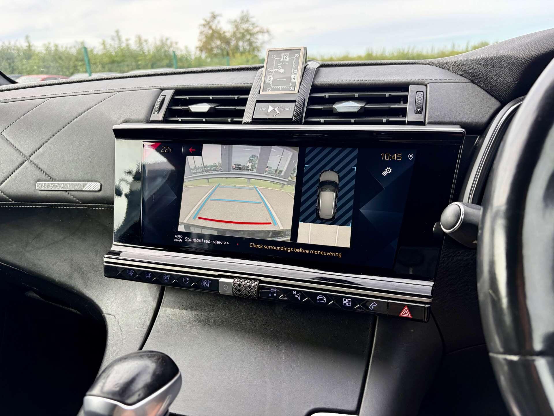 DS Automobiles DS 7 Crossback view 46