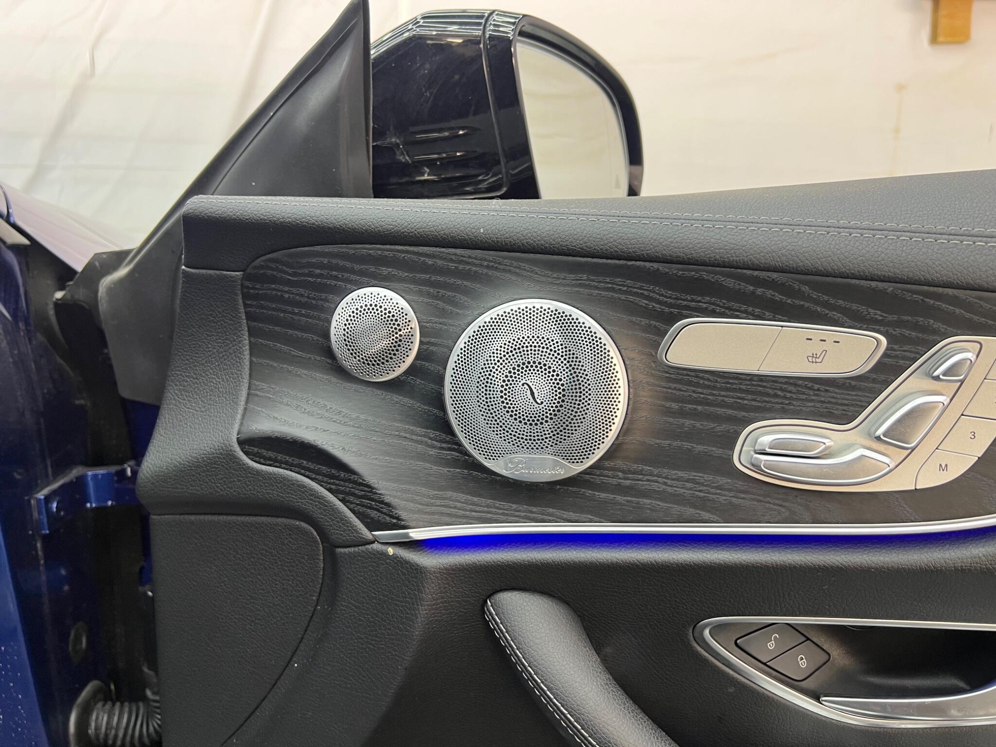 Mercedes-Benz E-Class view 54