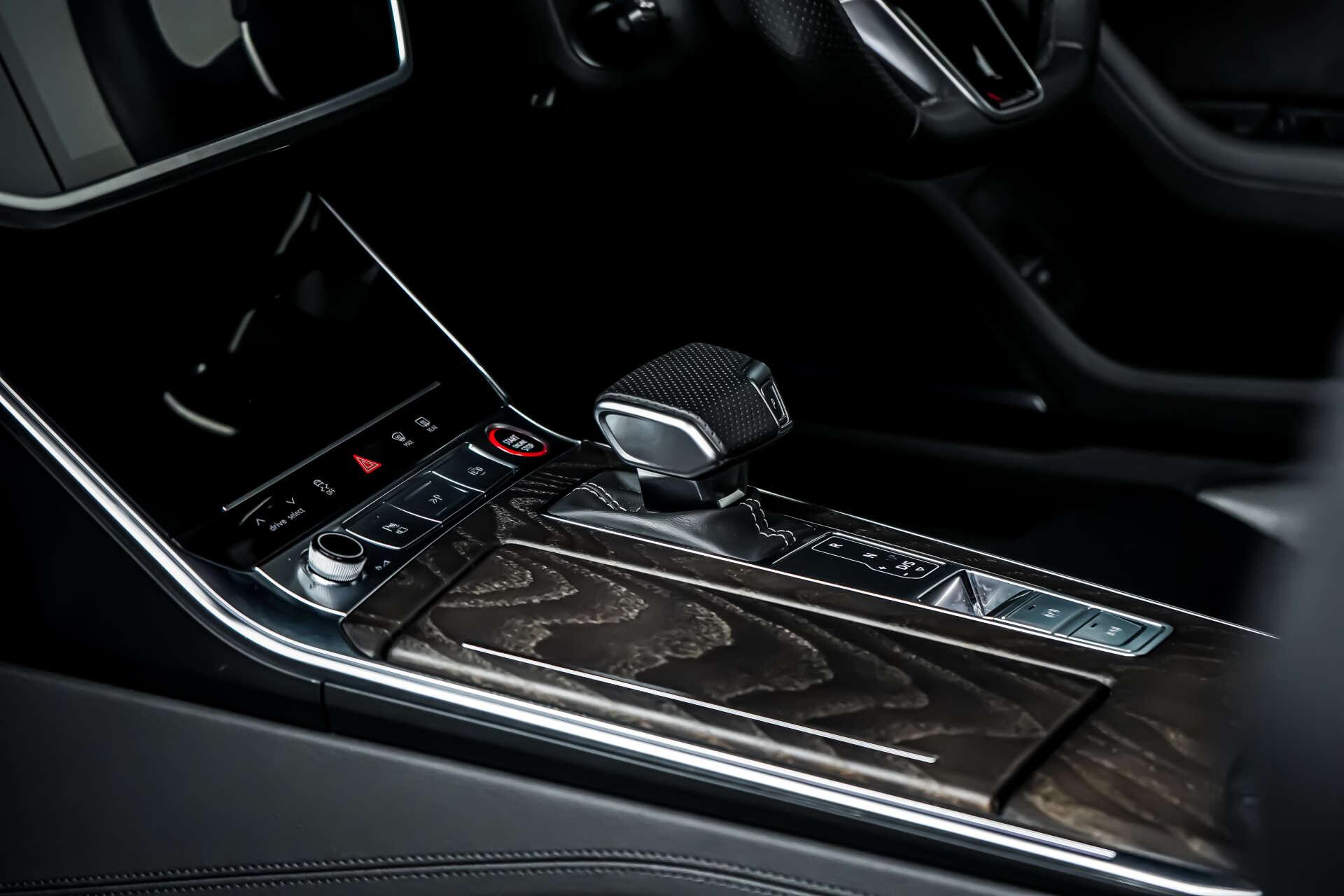 Audi RS6 Avant view 21