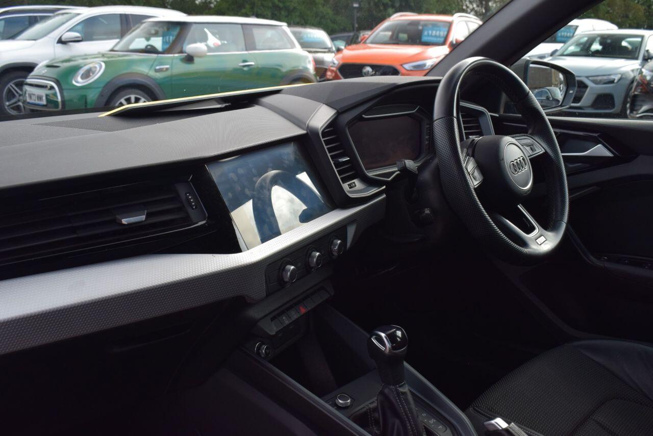 Audi A1 view 12