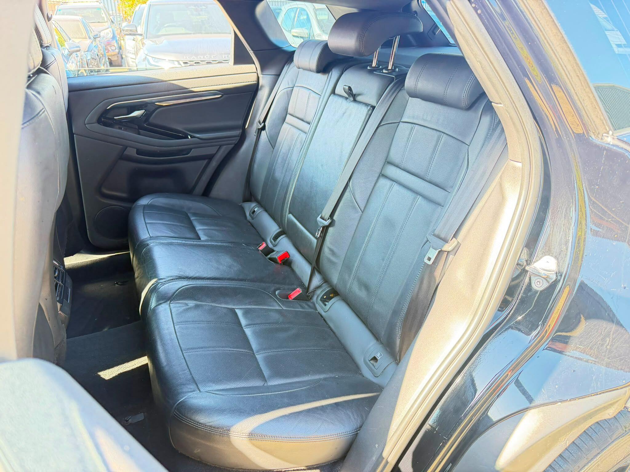 Land Rover Range Rover Evoque view 18