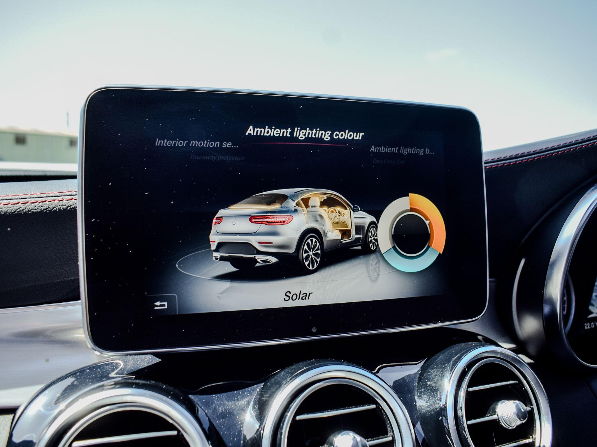 Mercedes-Benz GLC view 24