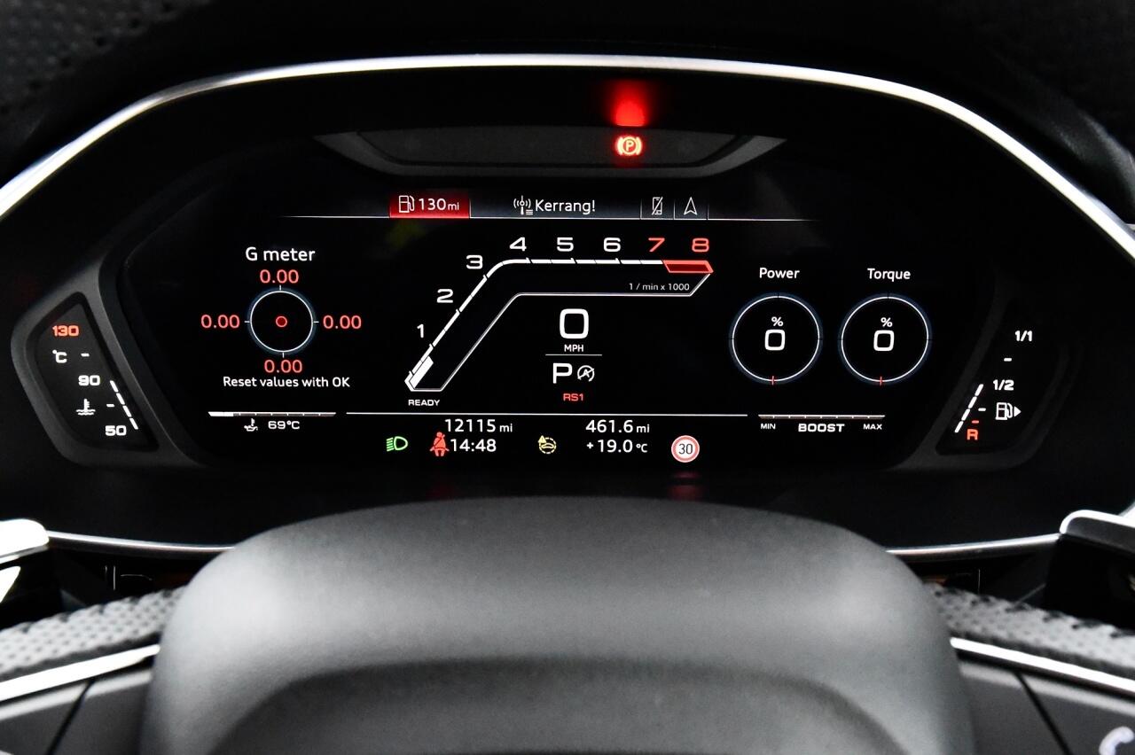 Audi RS Q3 view 34