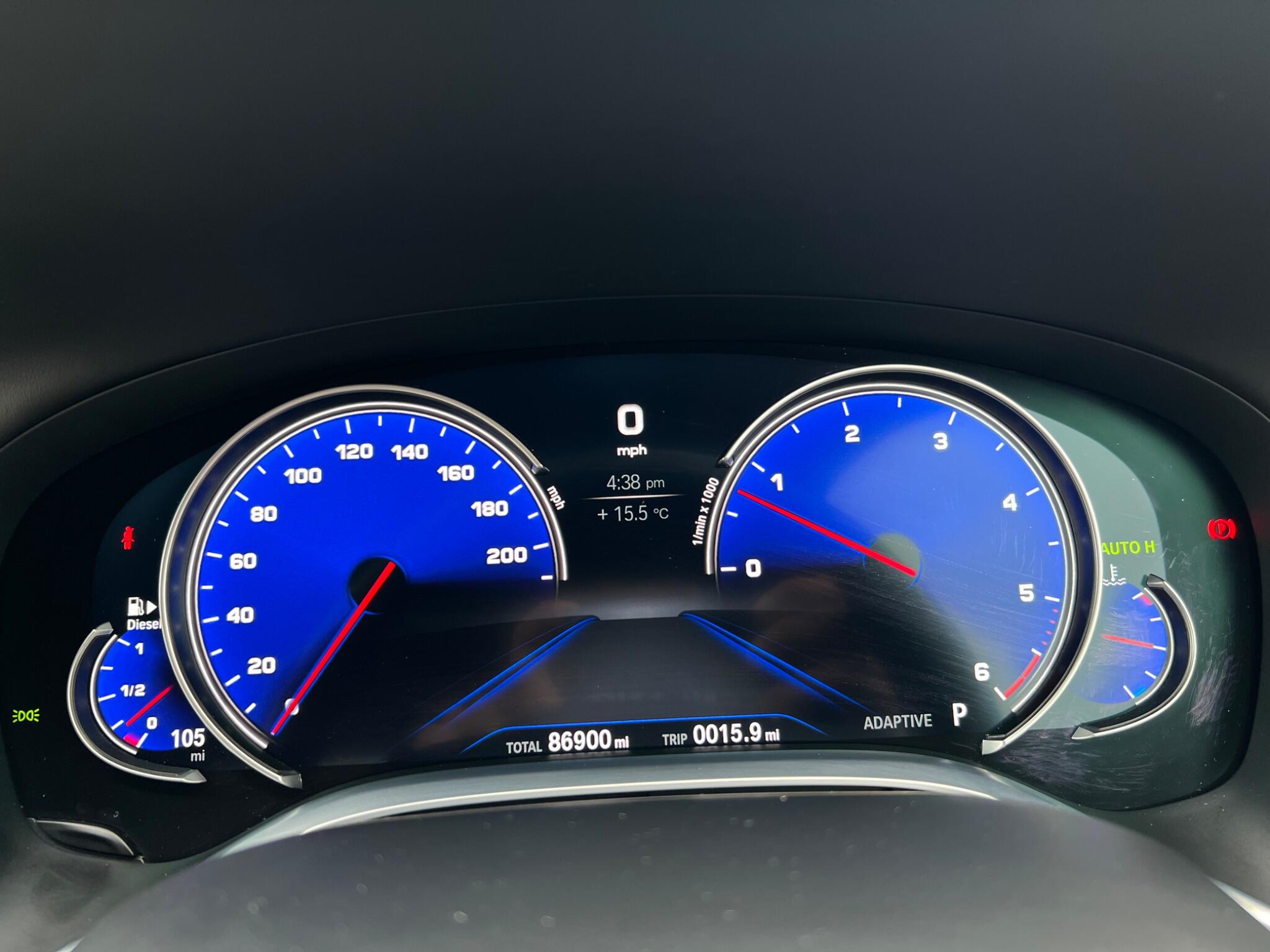 BMW 7 Series view 40