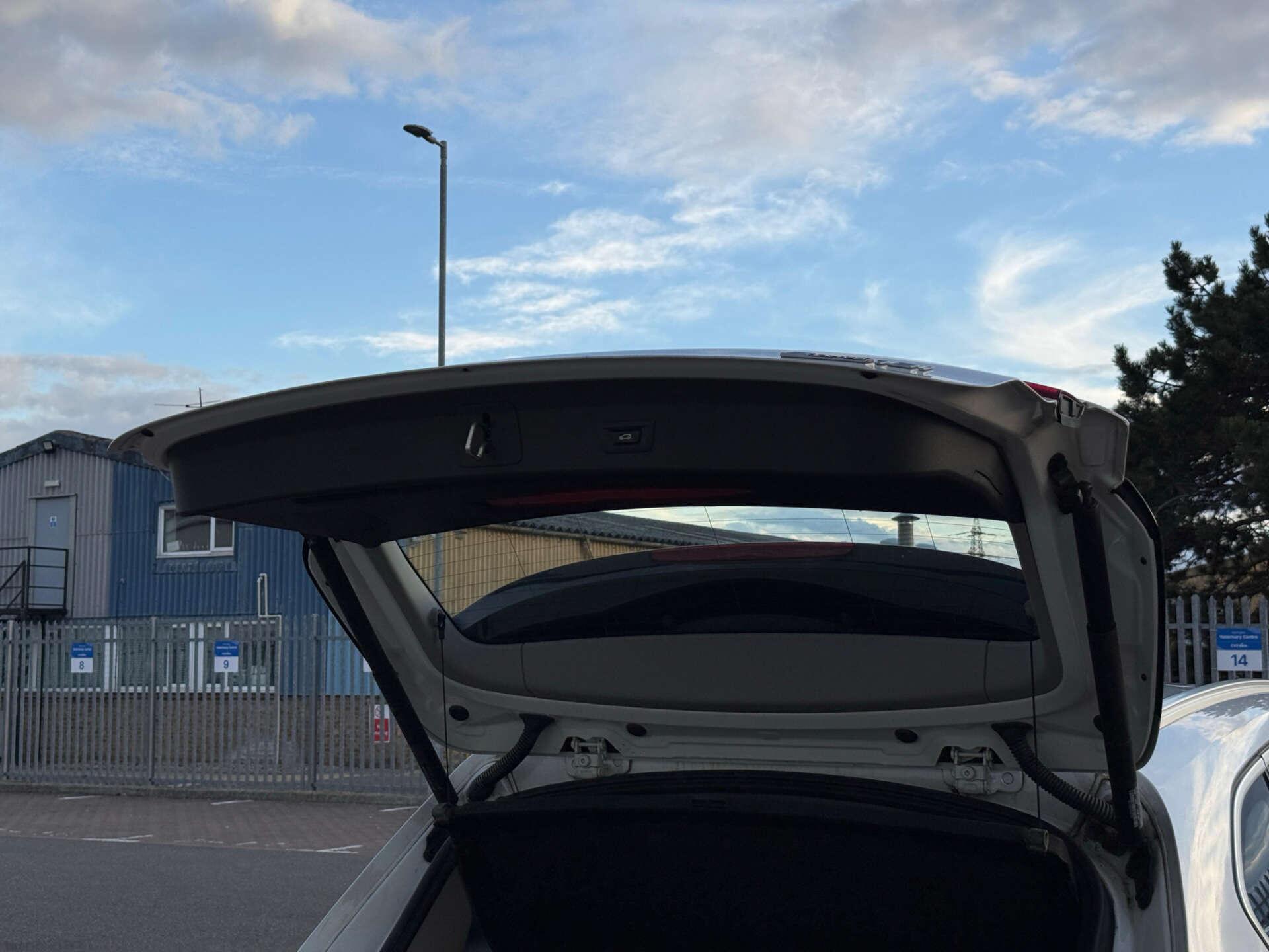 BMW X1 view 31