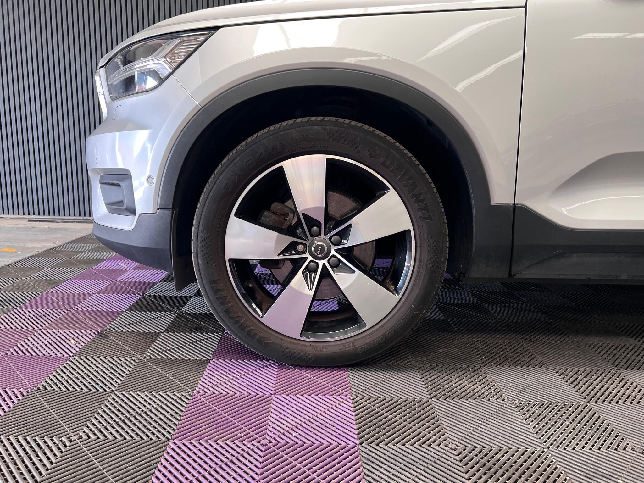 Volvo XC40 view 52