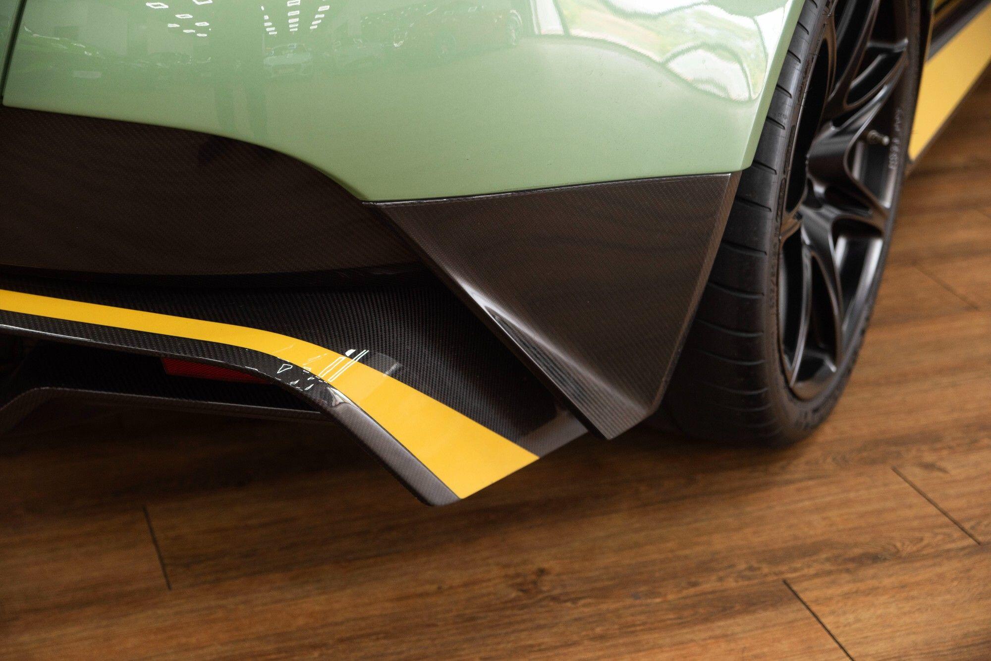 Aston Martin Vantage view 35