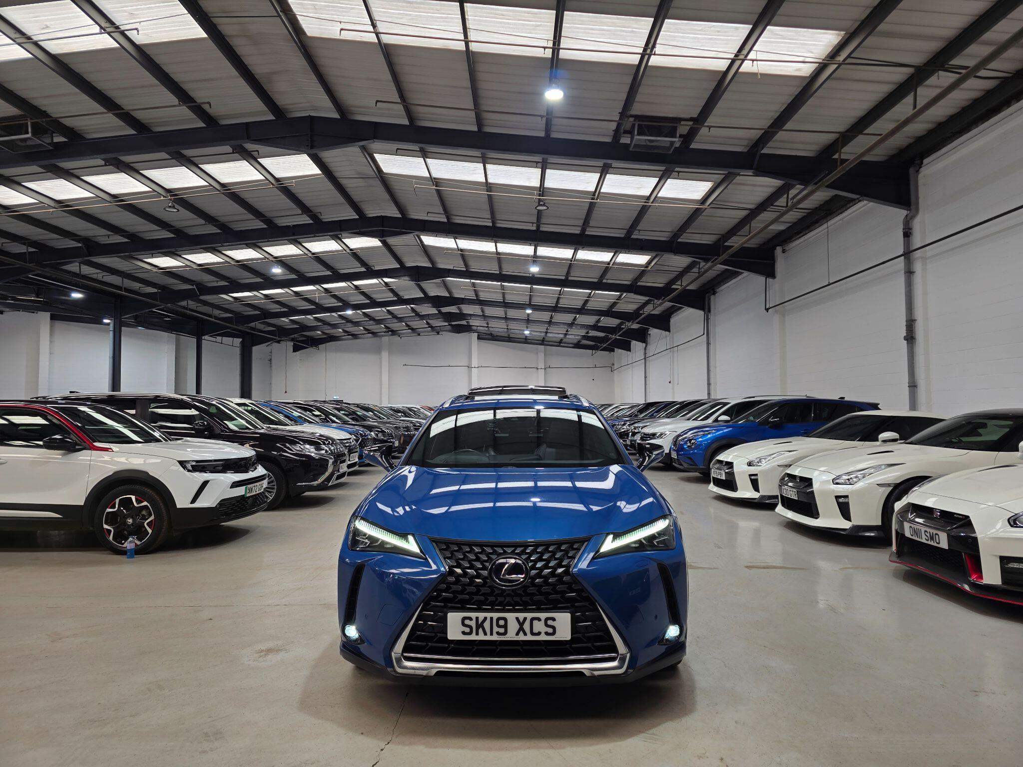 Lexus Ux view 2