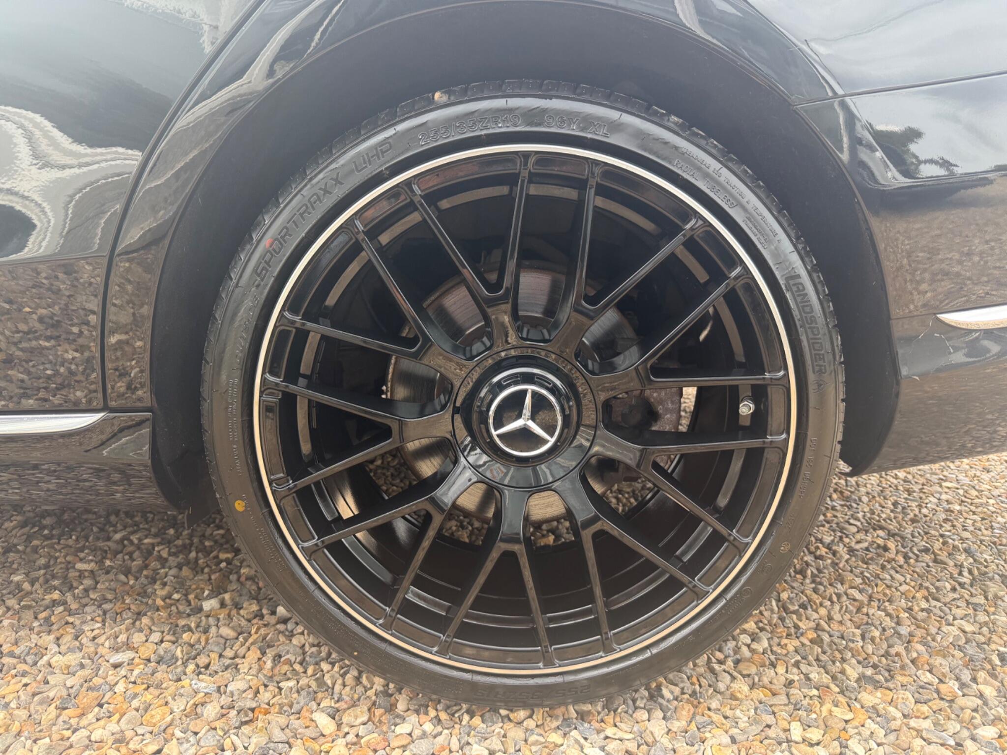 Mercedes-Benz C Class view 14
