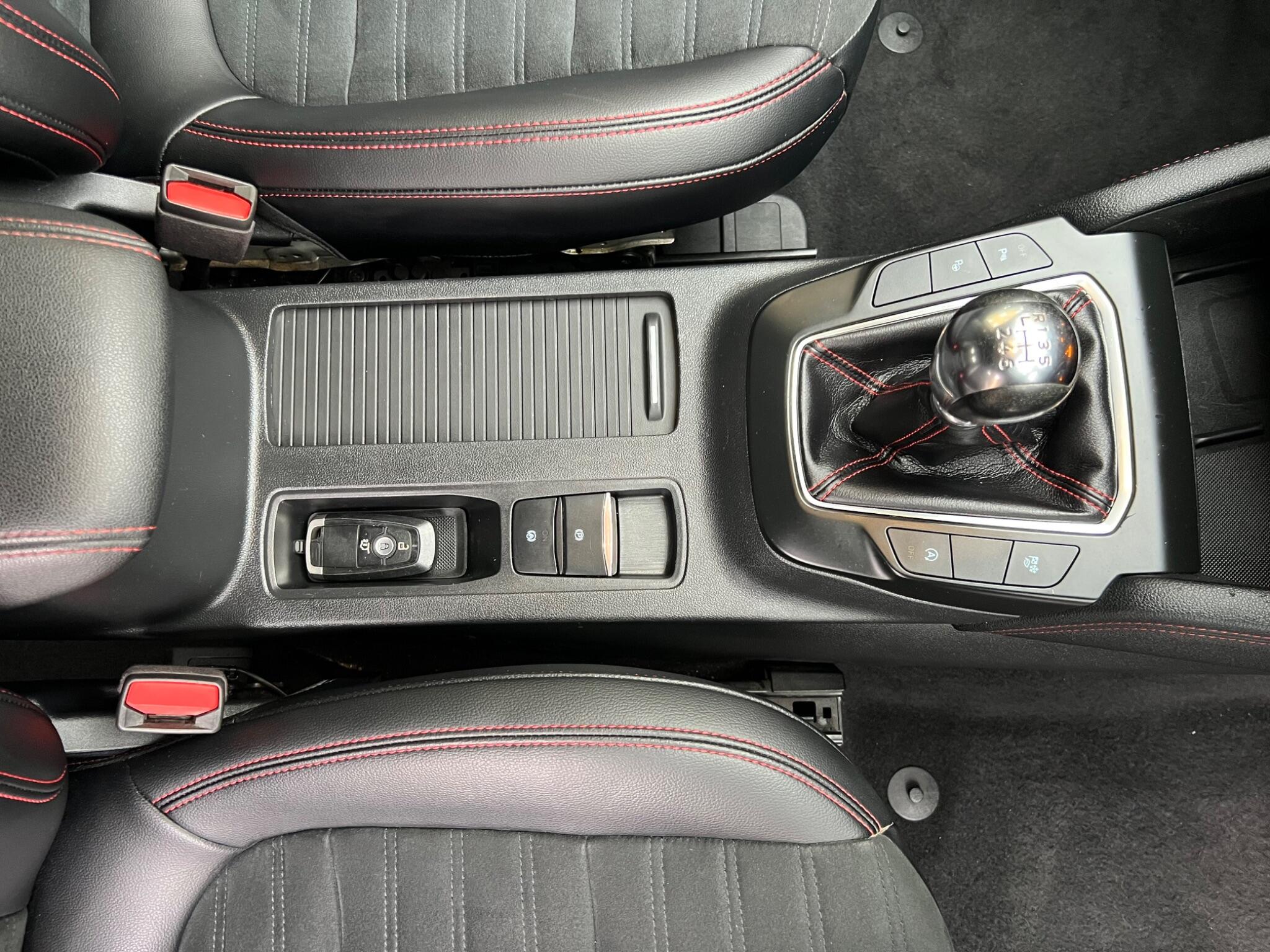 Ford Kuga view 18