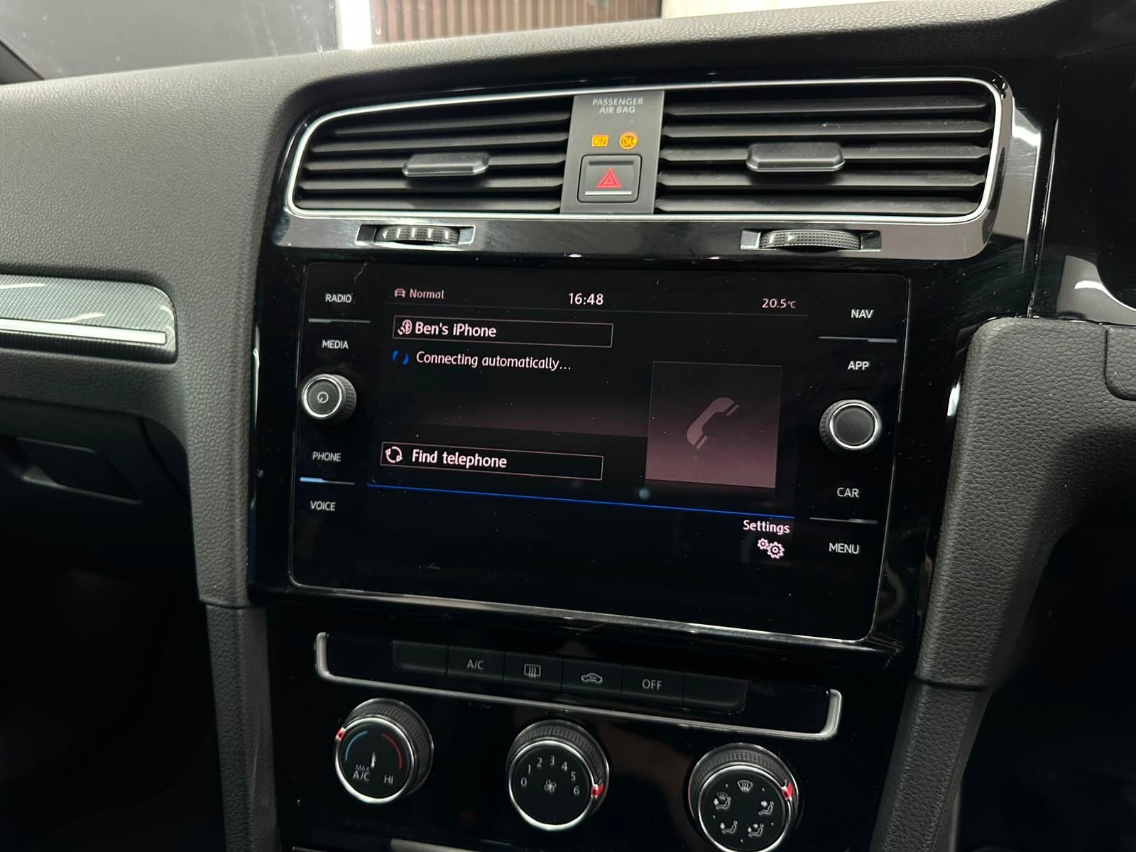 Volkswagen Golf view 41