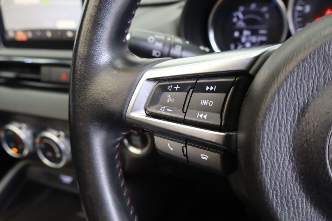 Mazda MX-5 view 11