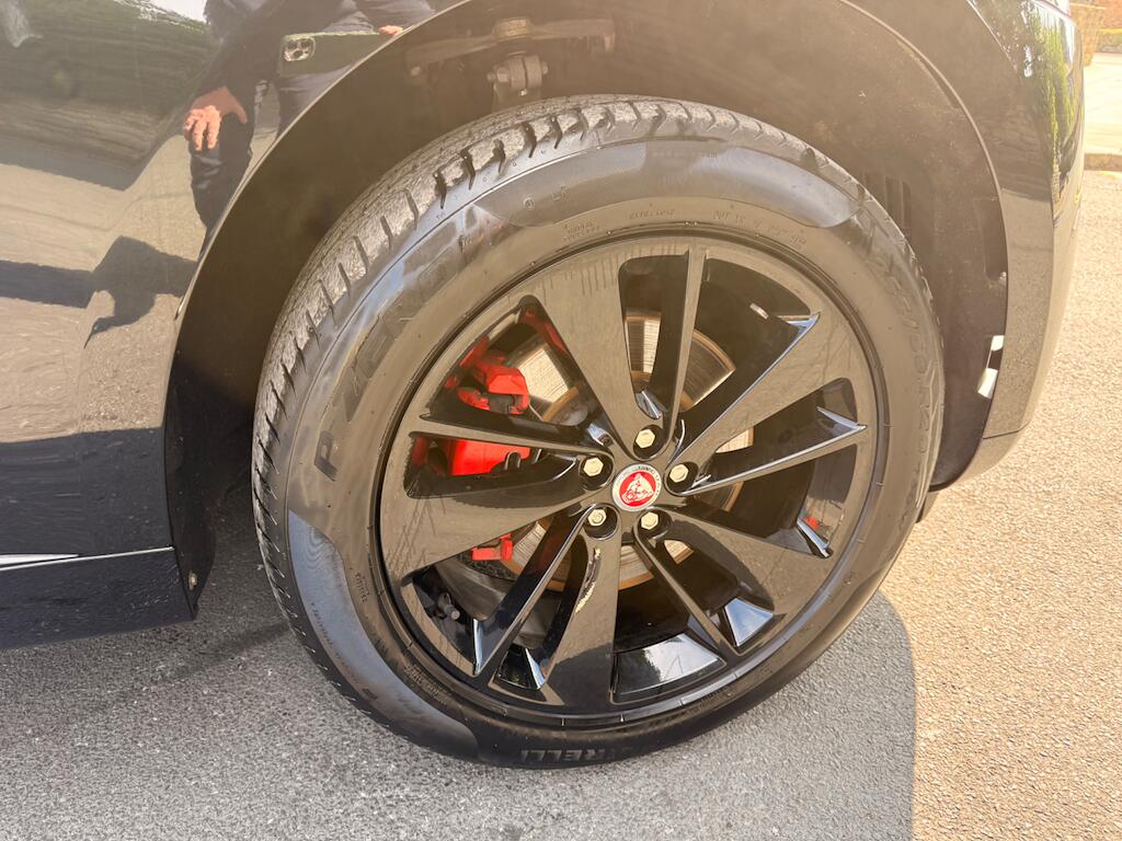 Jaguar F-Pace view 18