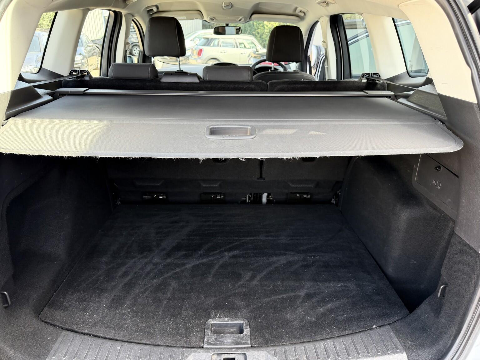 Ford Kuga view 27