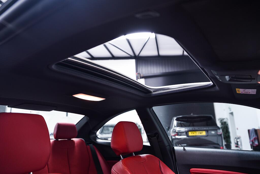 BMW 2 Series view 5