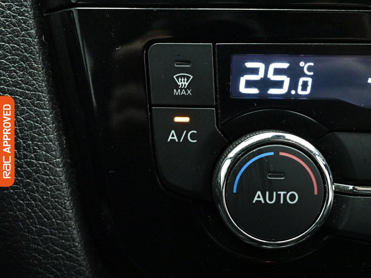 Nissan Qashqai view 15
