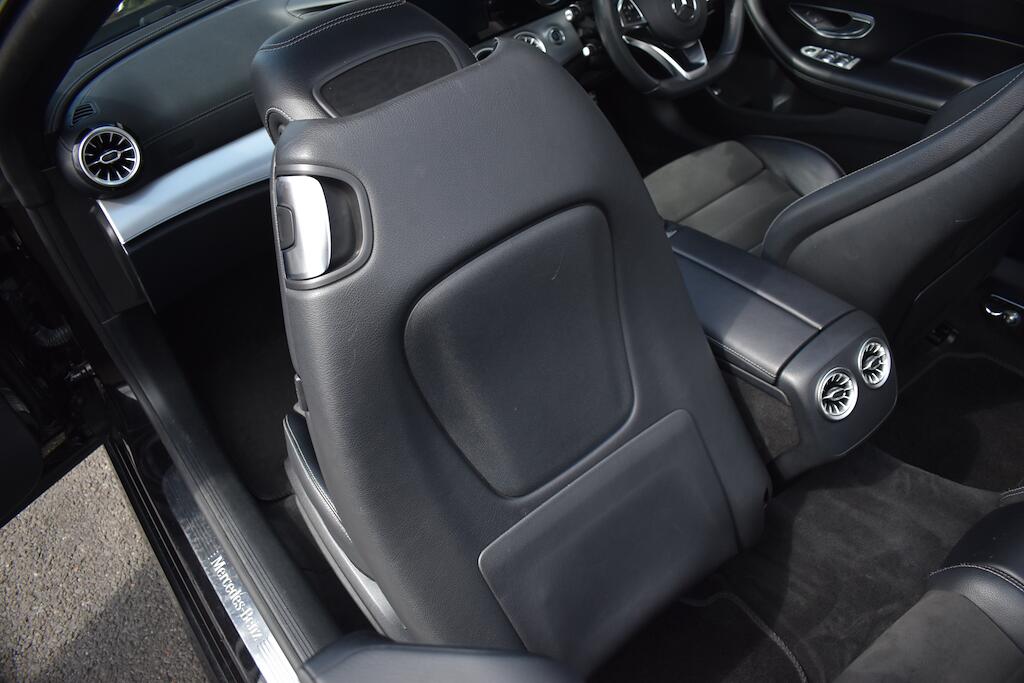 Mercedes-Benz E Class view 40