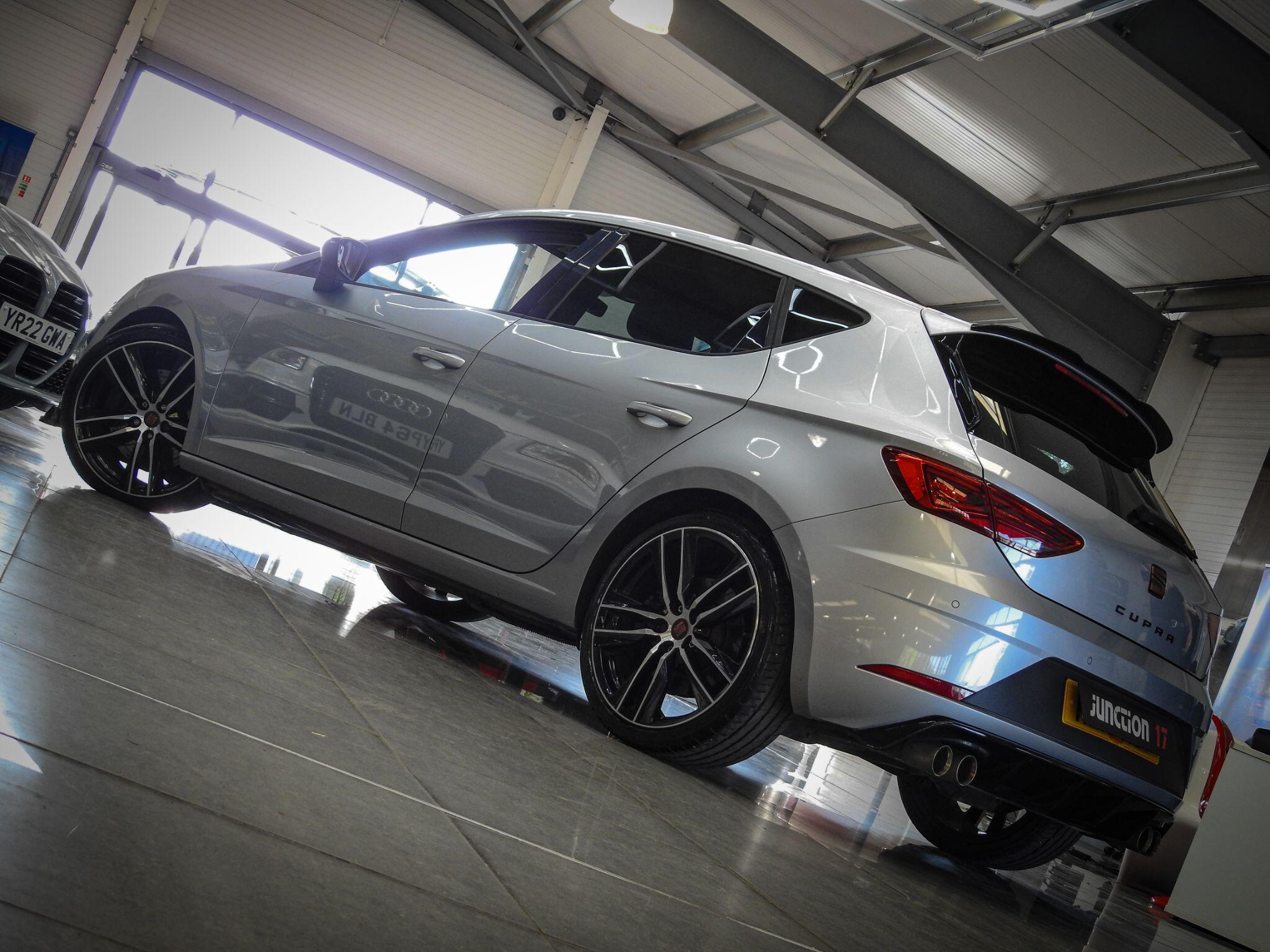Seat Leon view 4