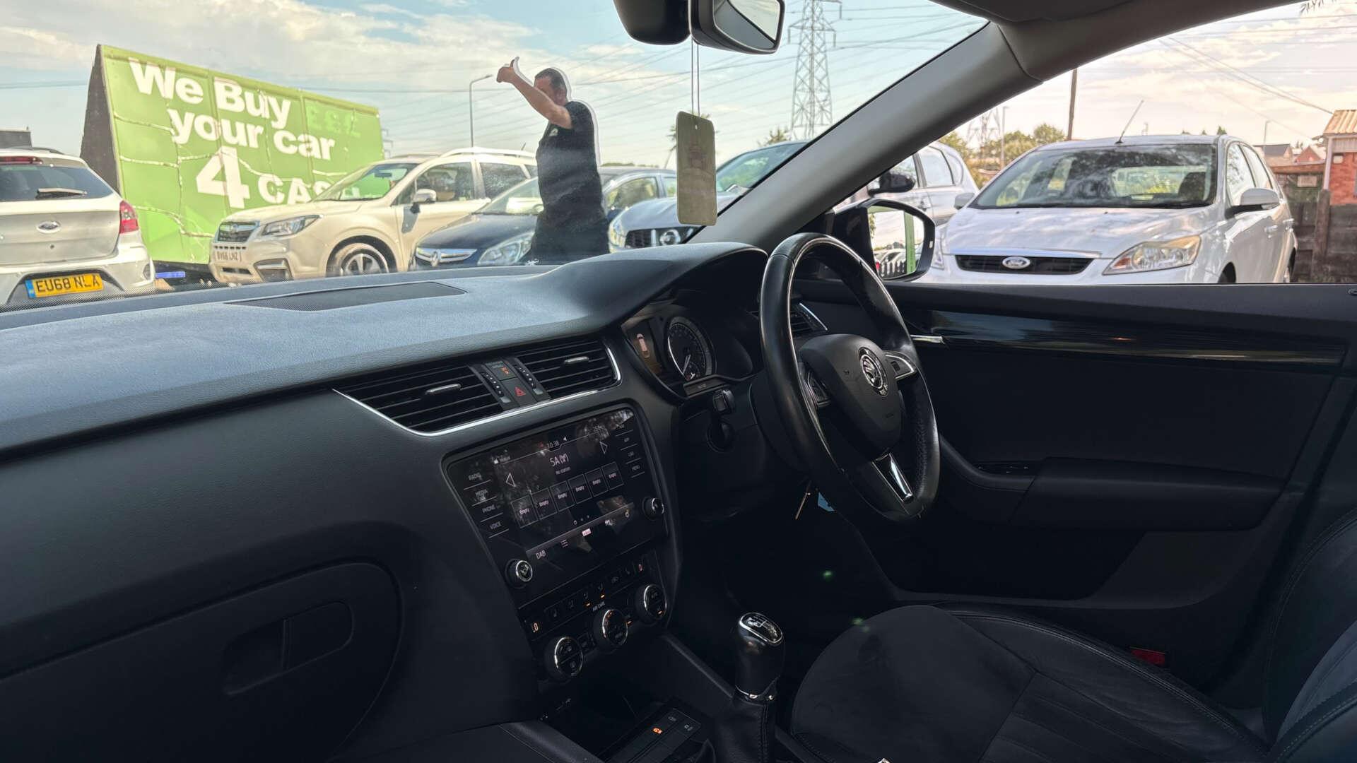 Skoda Octavia view 14