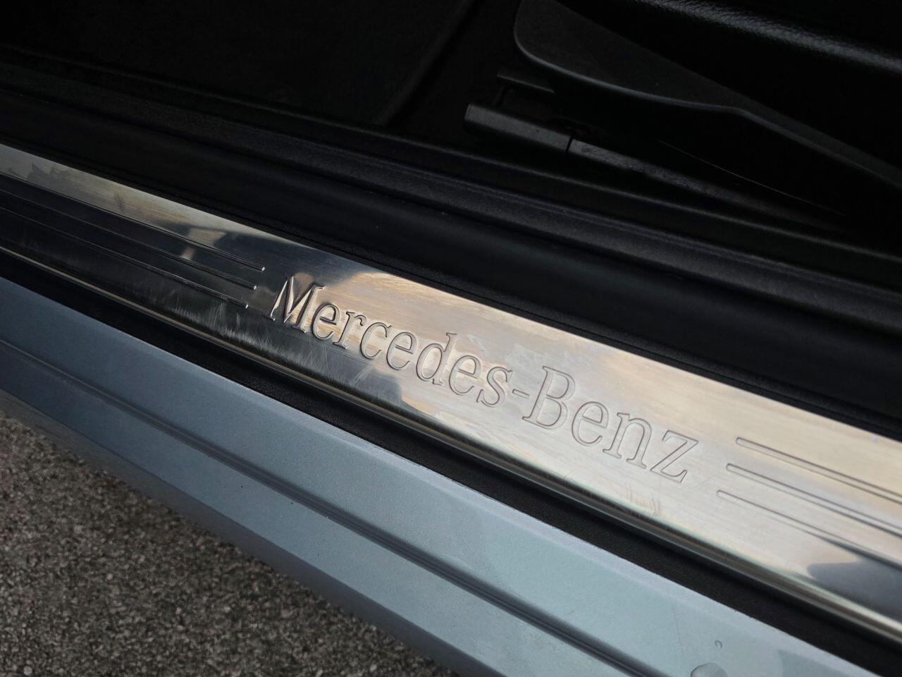 Mercedes-Benz SLK view 53