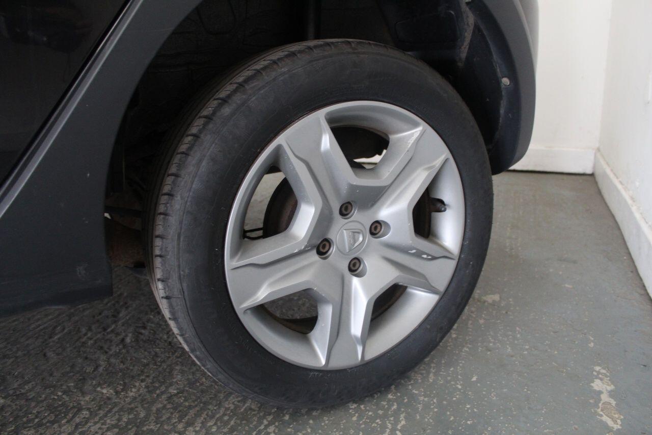 Dacia Sandero view 57