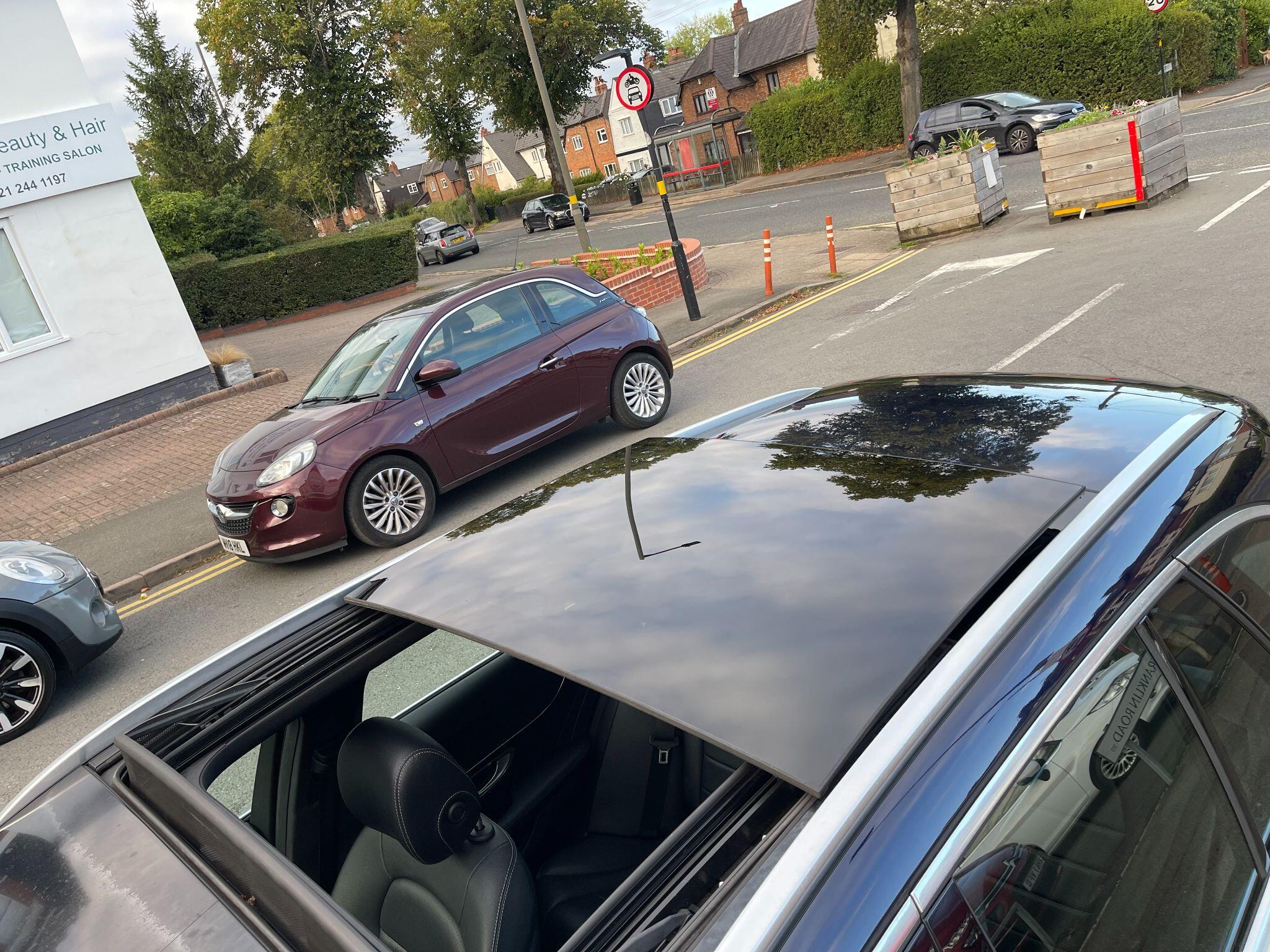Mercedes-Benz C-Class view 33