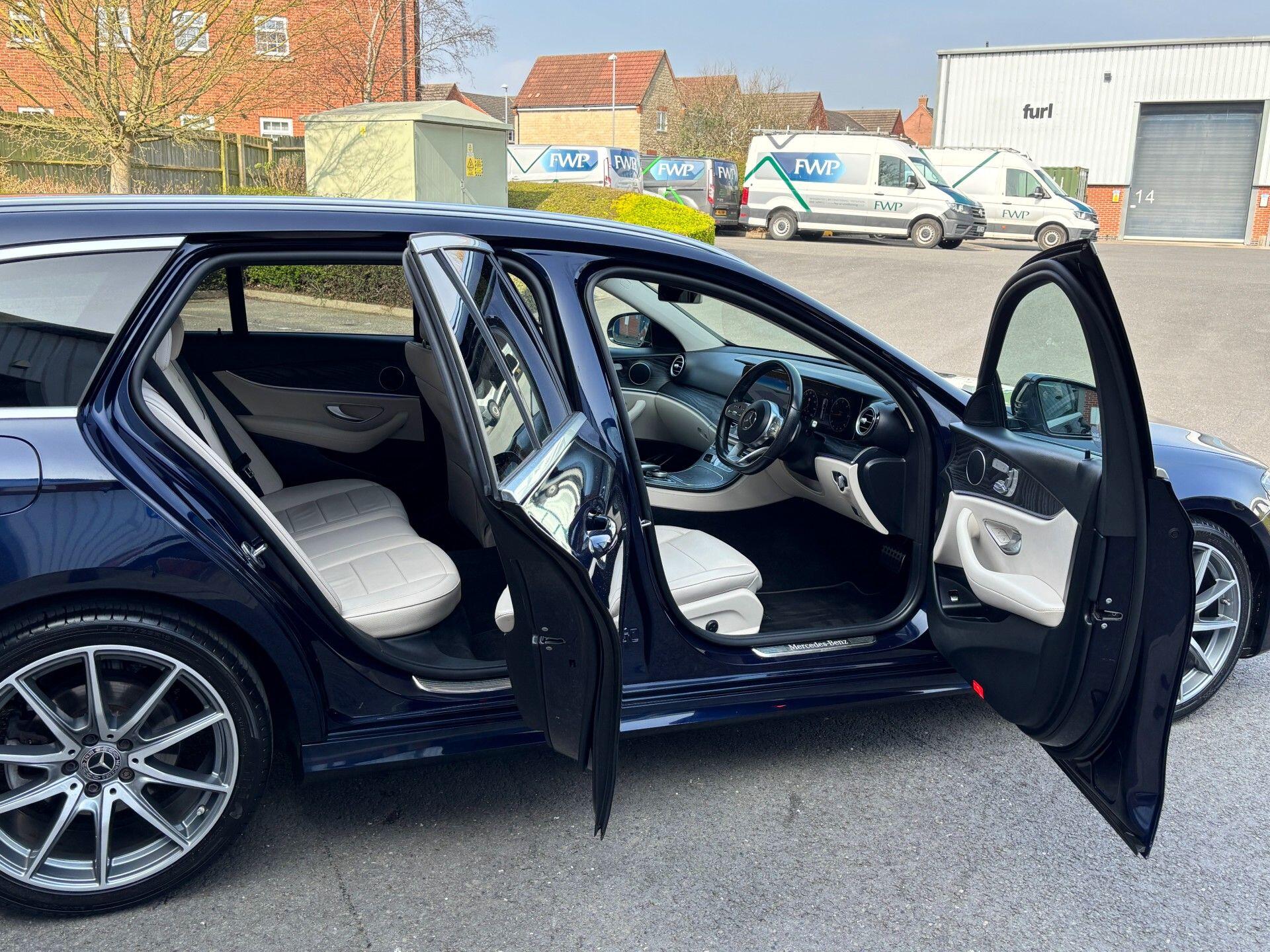 Mercedes-Benz E-Class view 17