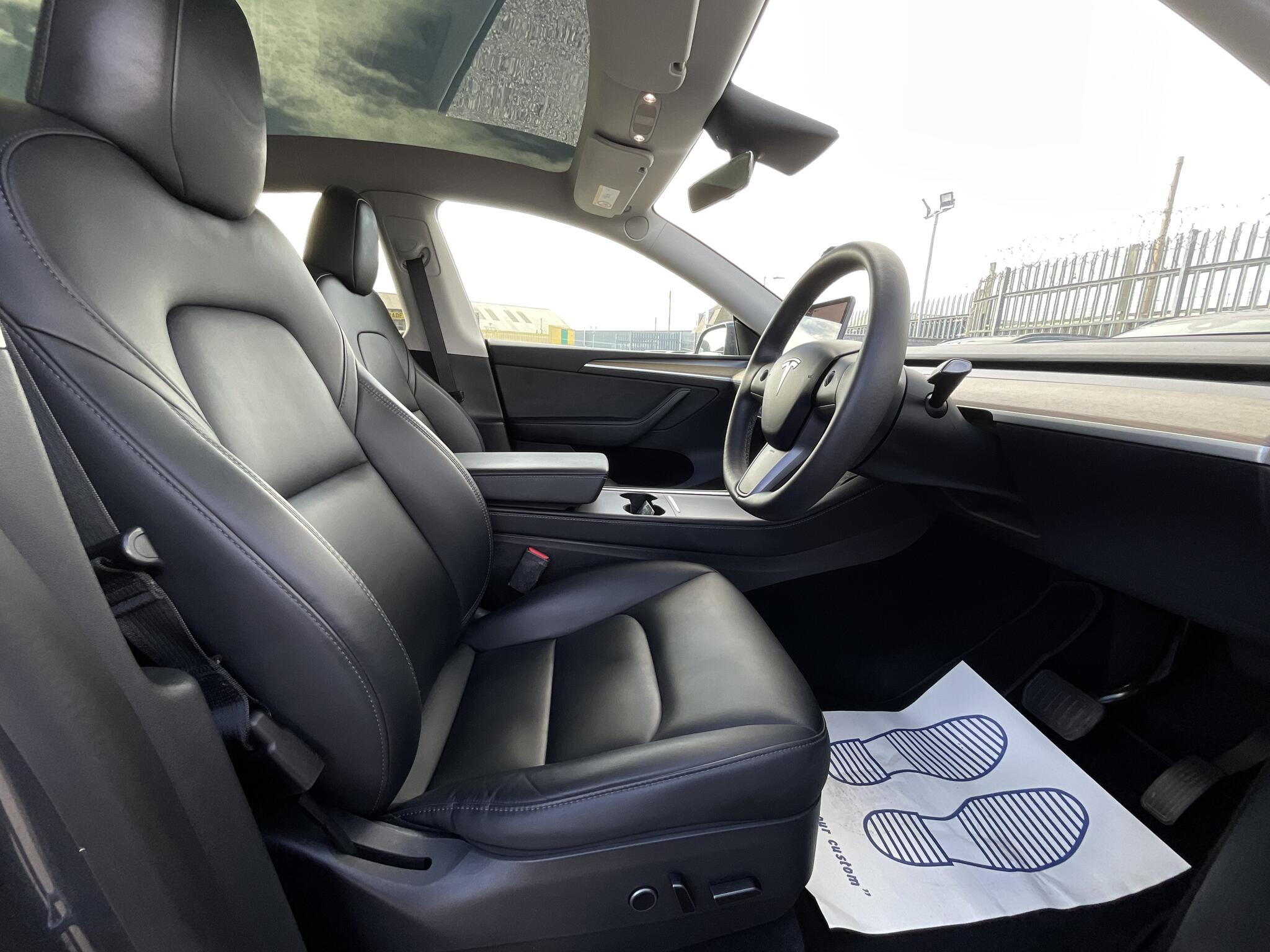 Tesla Model Y view 10