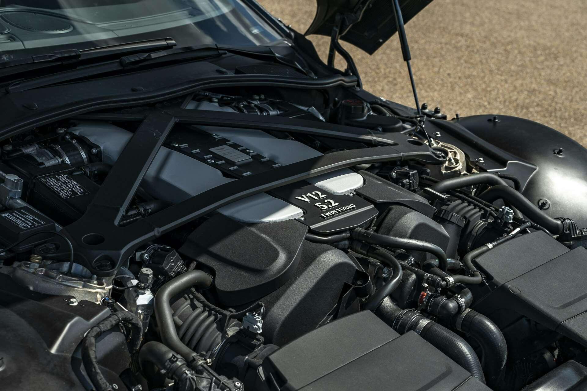 Aston Martin Vantage view 16
