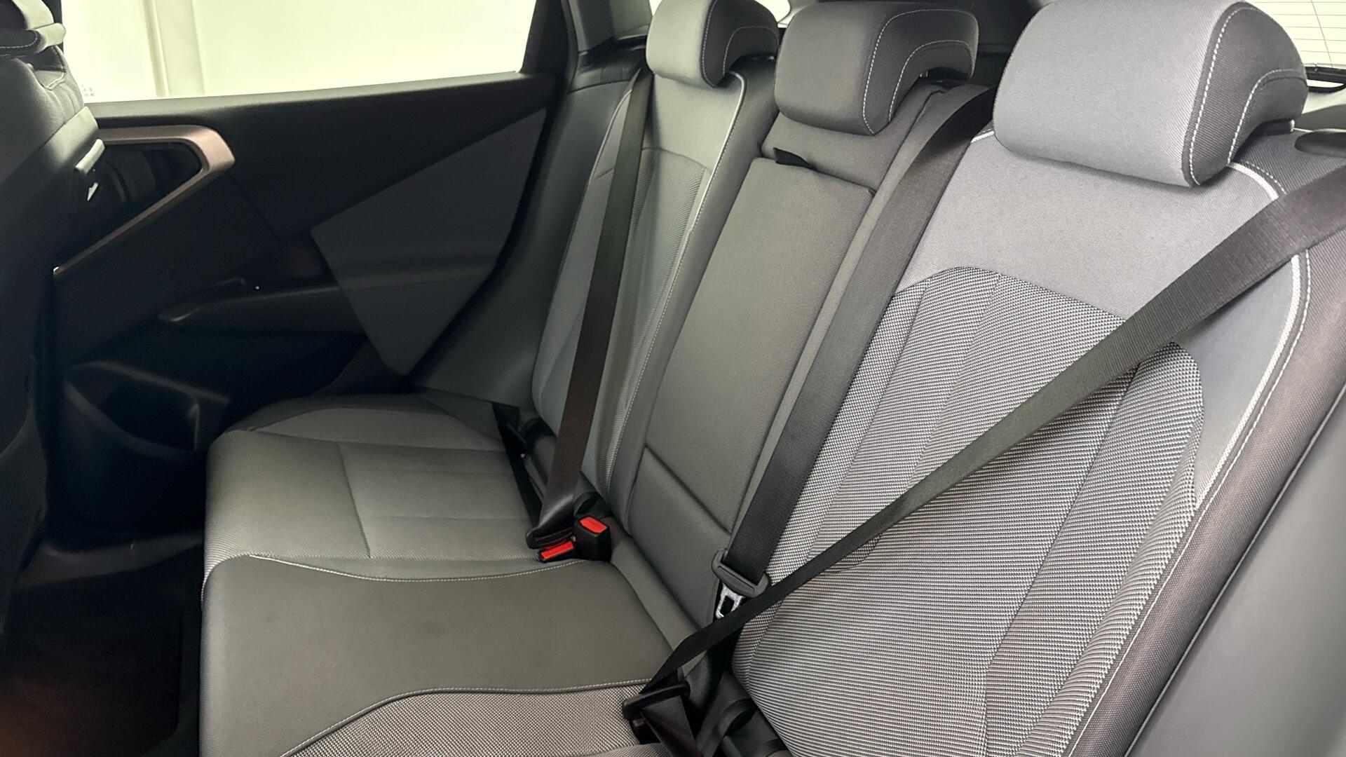 BMW X3 view 12