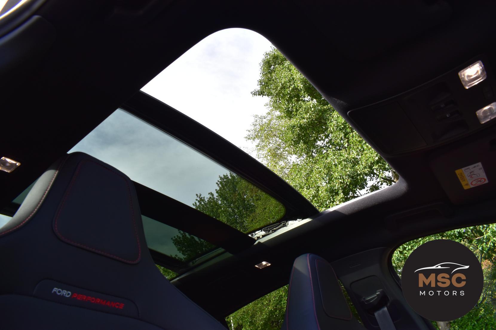 Ford Focus view 41