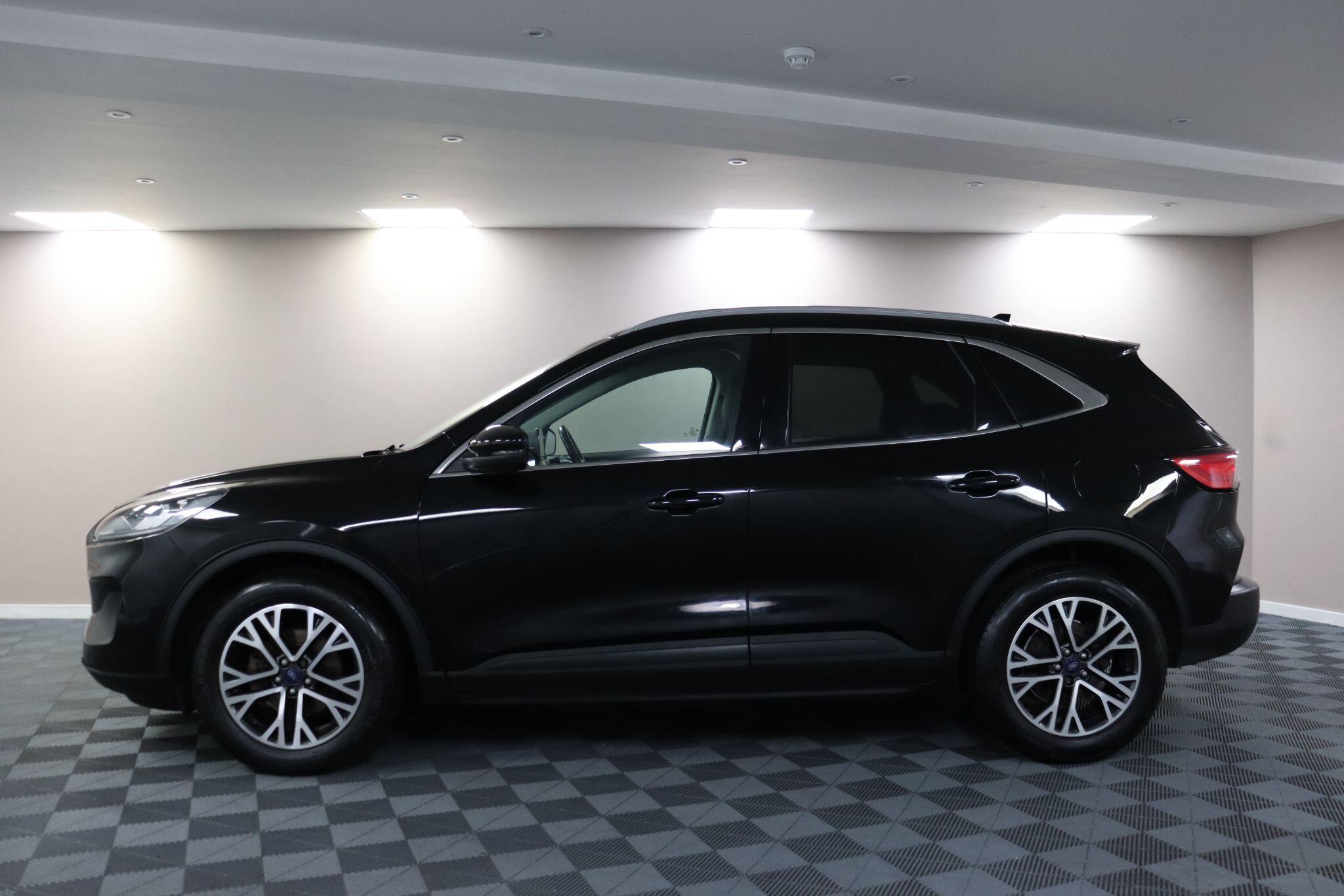 Ford Kuga view 18