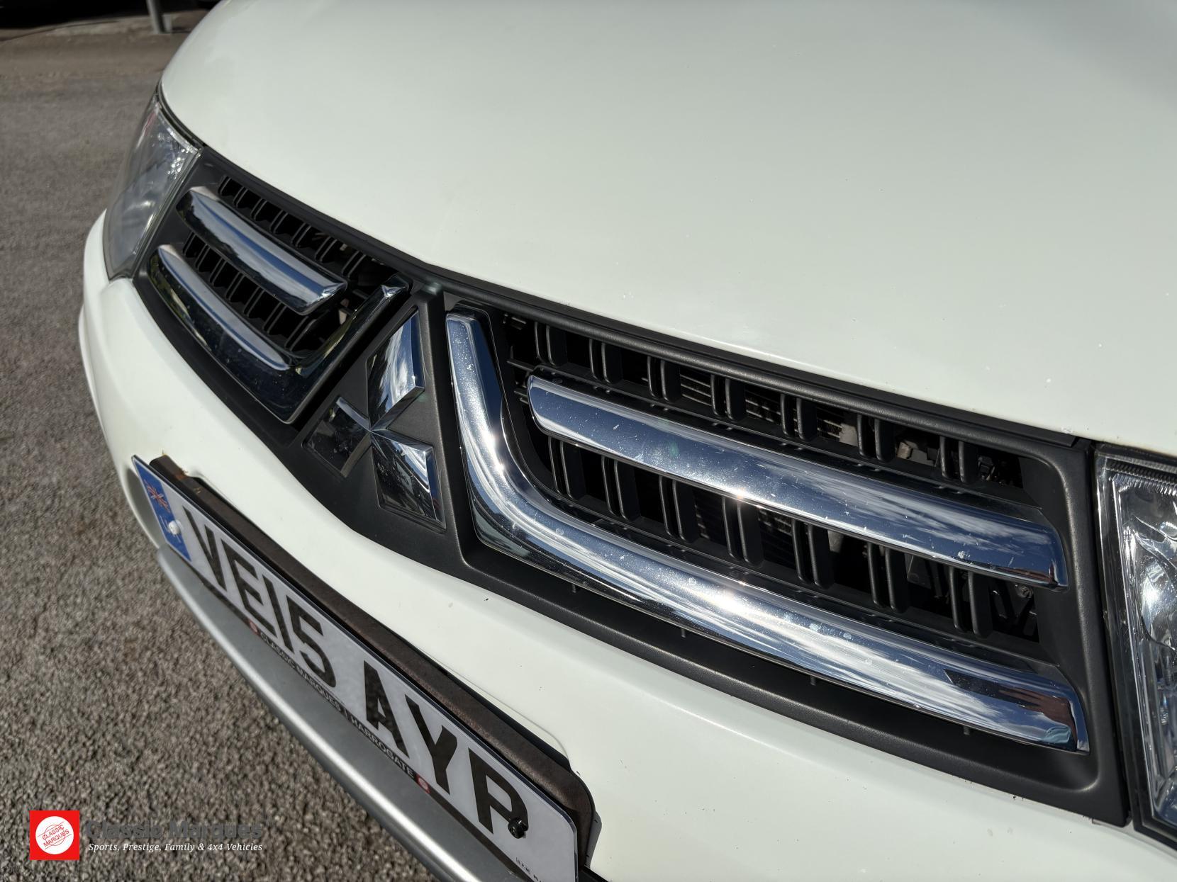 Mitsubishi L200 view 21