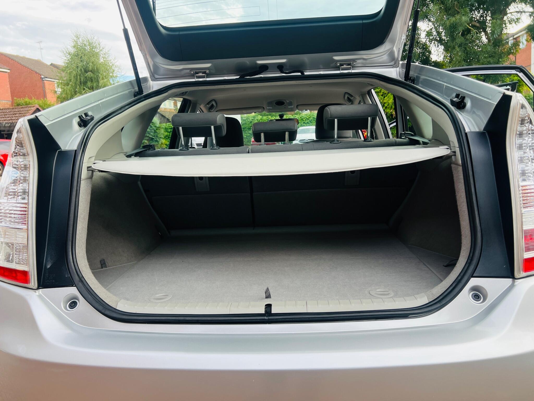 Toyota Prius view 53