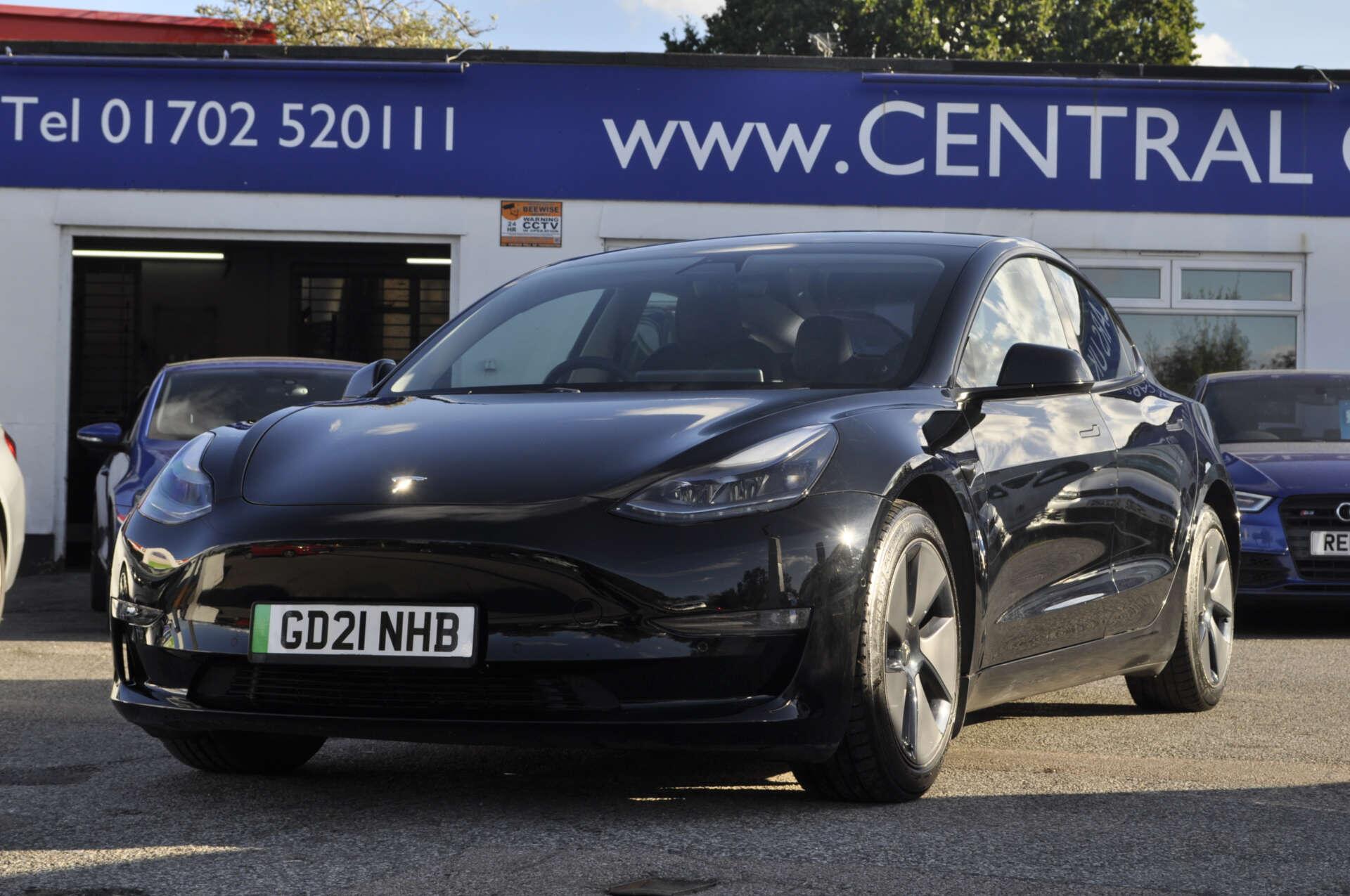 Tesla Model 3 view 22